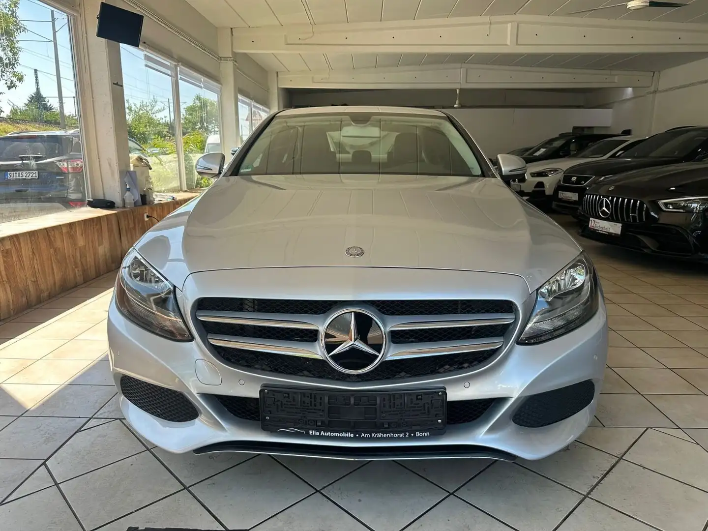 Mercedes-Benz C 180 CGI Lim Leder mit 41,000 km Automatik Argent - 1