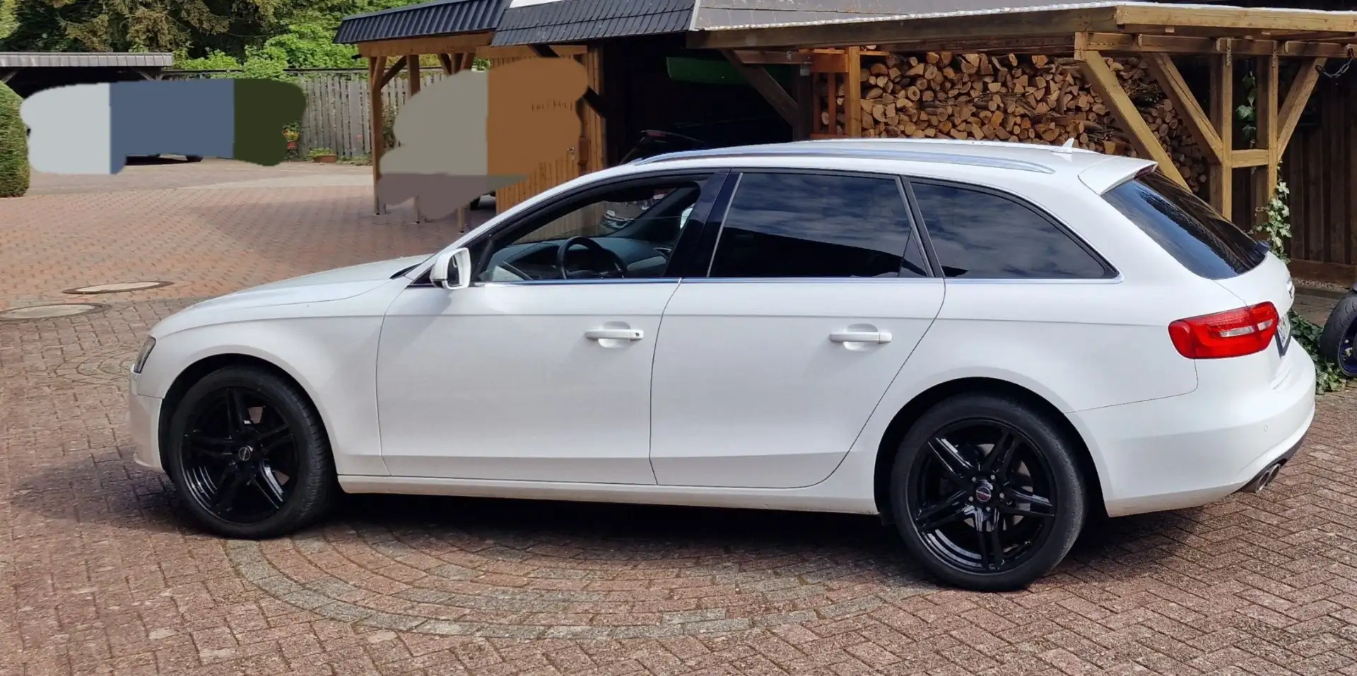 Audi A4 Avant 2.0 TDI DPF Attraction - 1