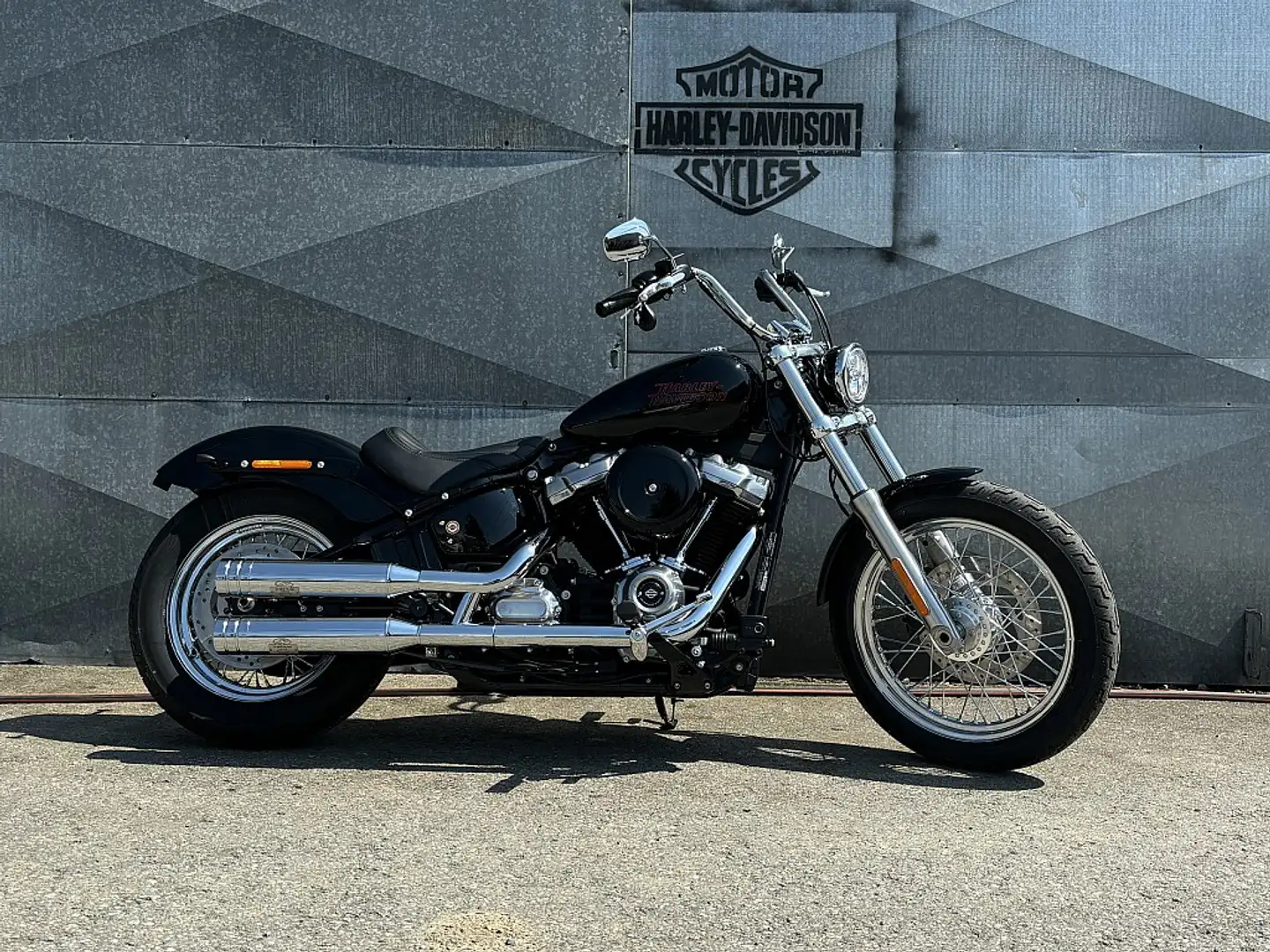 Harley-Davidson Softail Softail Standard Custom *END-OF-SEASON AKTION!* FX Schwarz - 2