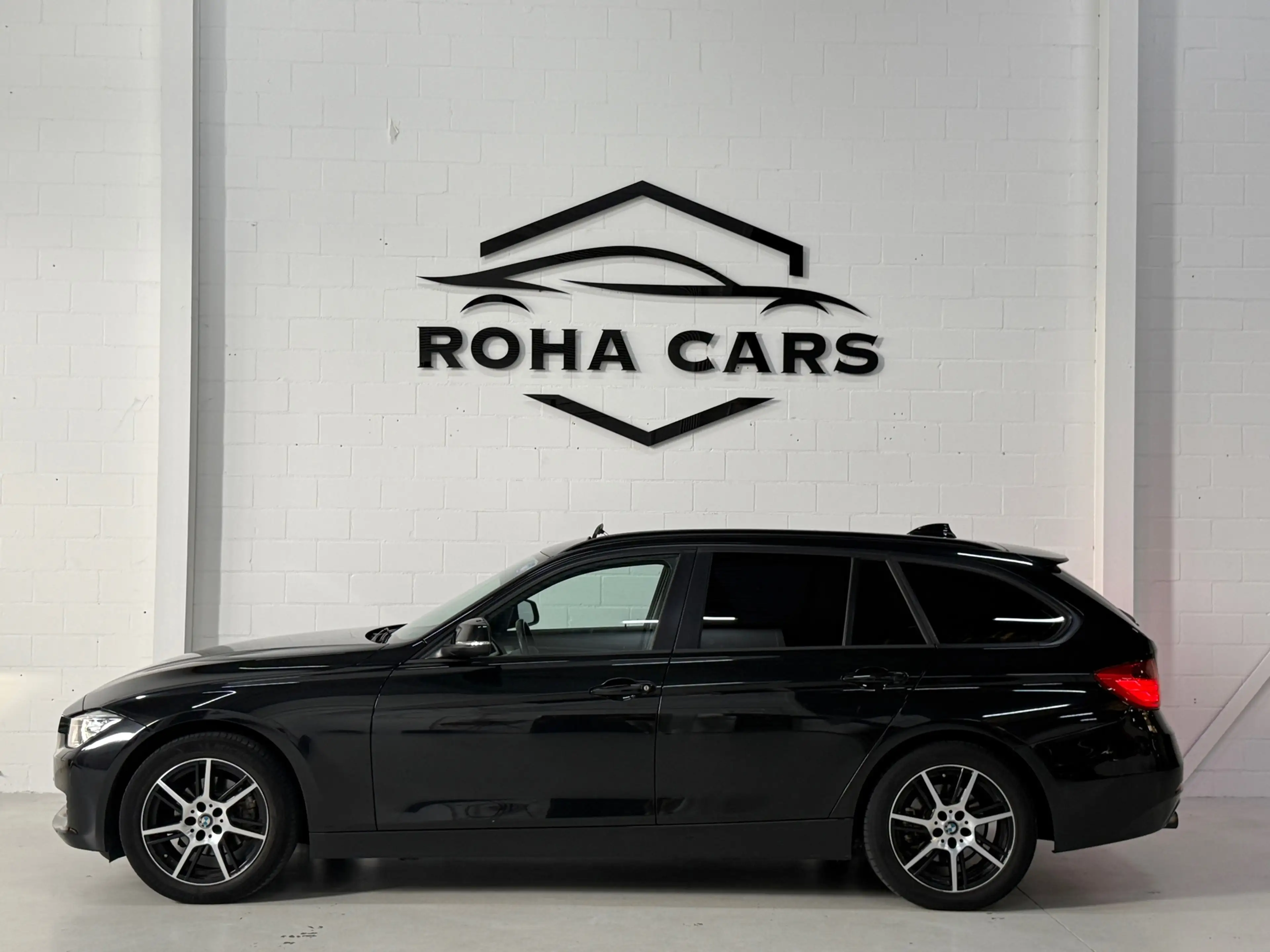 BMW 316 3-serie Touring 316i High Executive*Pano*Stoelverw — photo 4