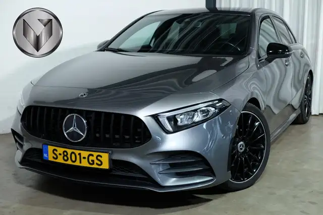 Mercedes-Benz A 200 Premium AMG Line