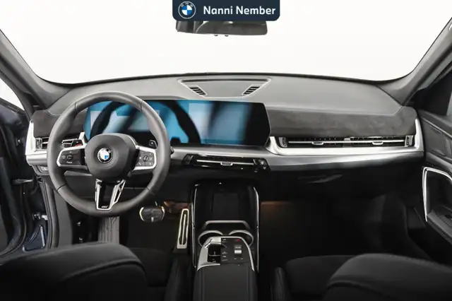 BMW X1 view 10
