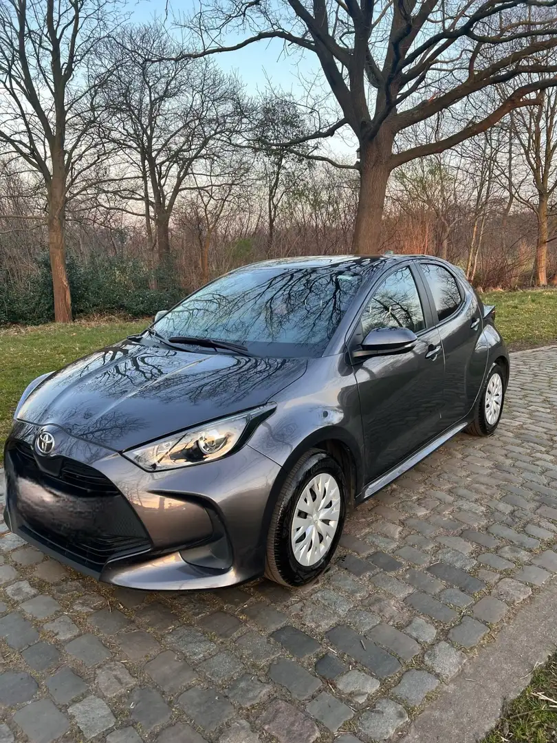 Toyota Yaris 1.0 VVT-i - 1