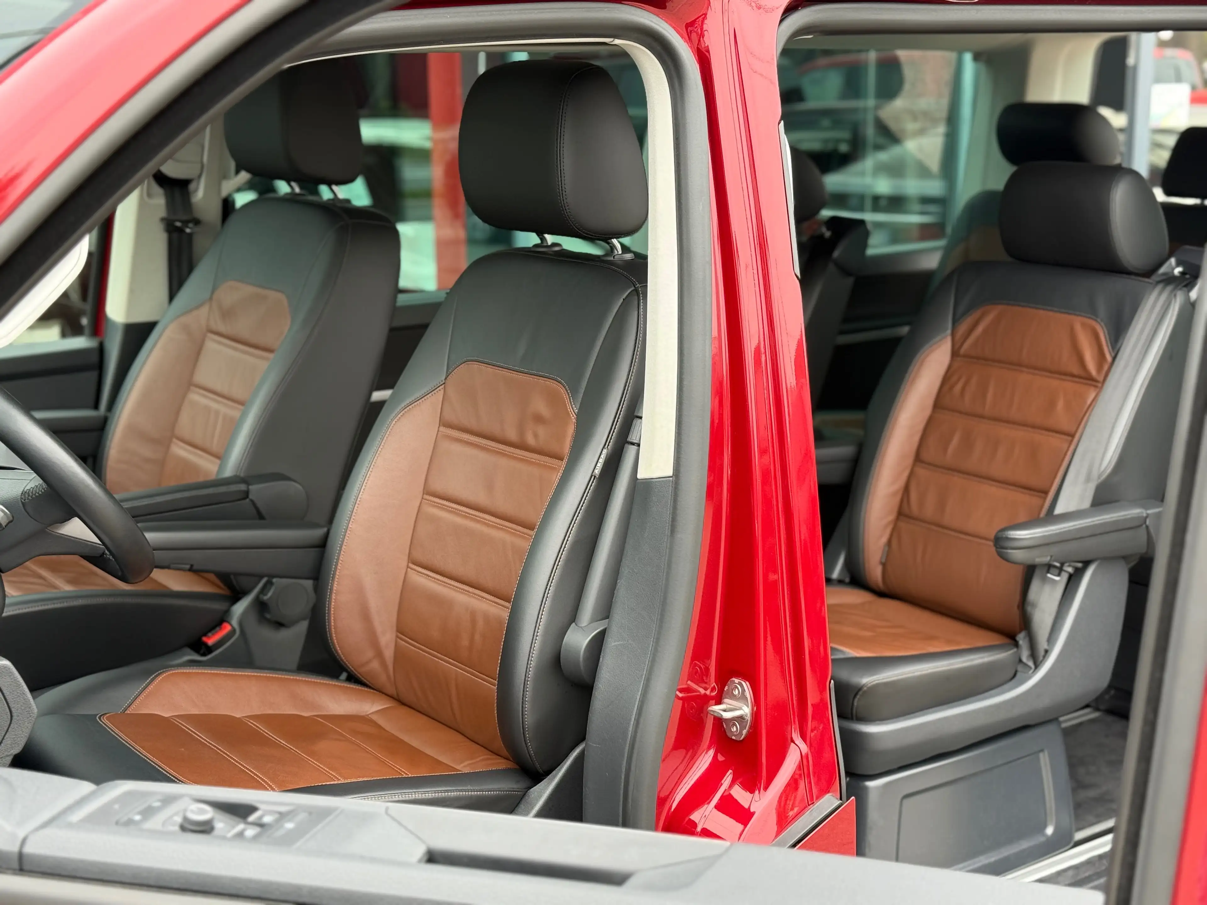 Volkswagen T6.1 Multivan BULLI 2.0TDI BOITE AUTO DSG 4MOTION 204CV 7PL ACC — photo 9