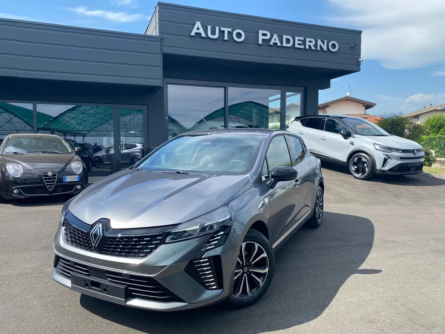 Renault Clio 1.0 ECO-G 100 CV TECHNO KM 0 *OK NEOPATENTATI* Grigio - 1