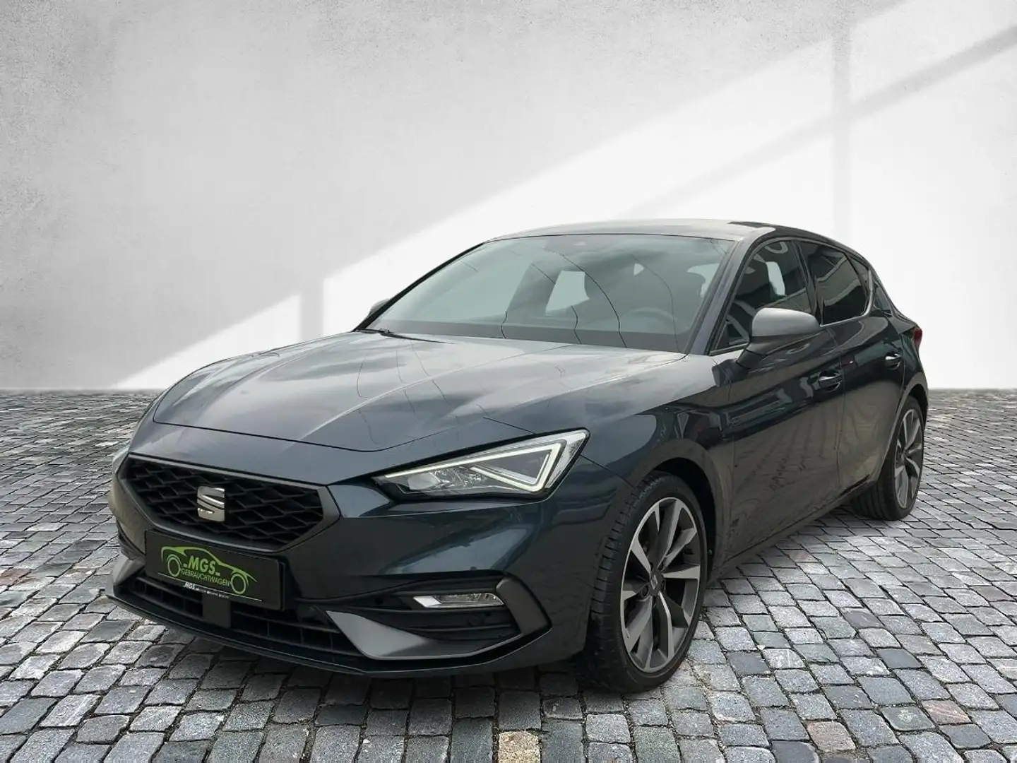 SEAT Leon FR 1.5  TSI DAB #ACC#LED#18"#KAMERA#SHZG Grau - 2