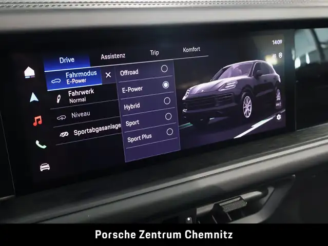 Porsche Cayenne view 15