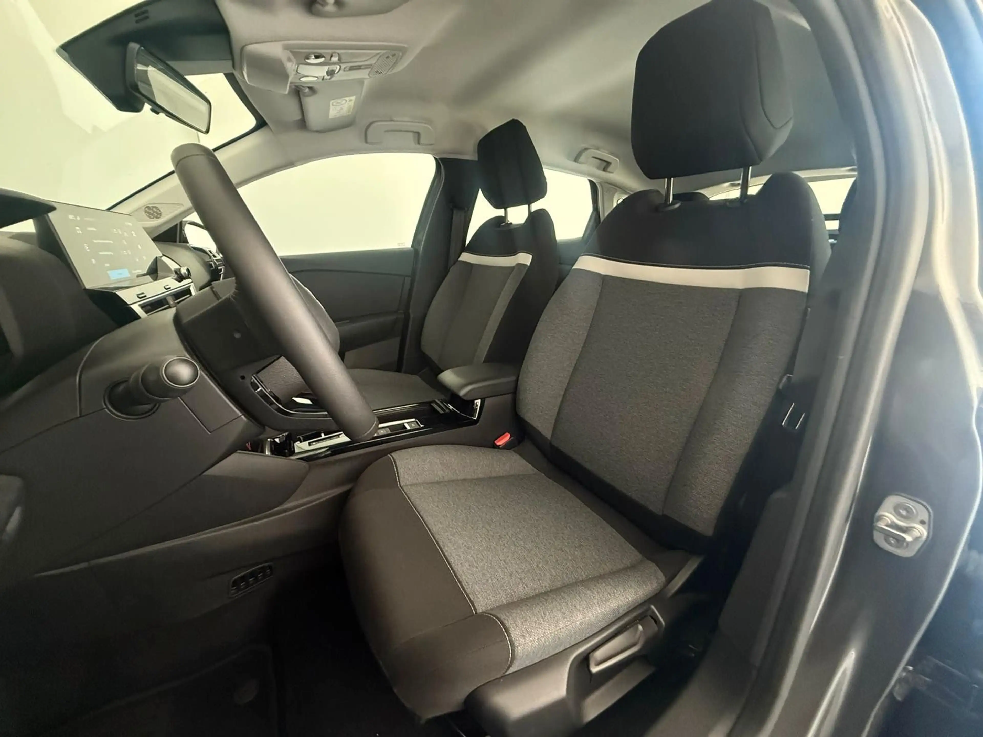 Citroen C4 e-Feel 50kWh|SOH99%|11kW|Kamera|SHZ|Wärmepump — photo 11