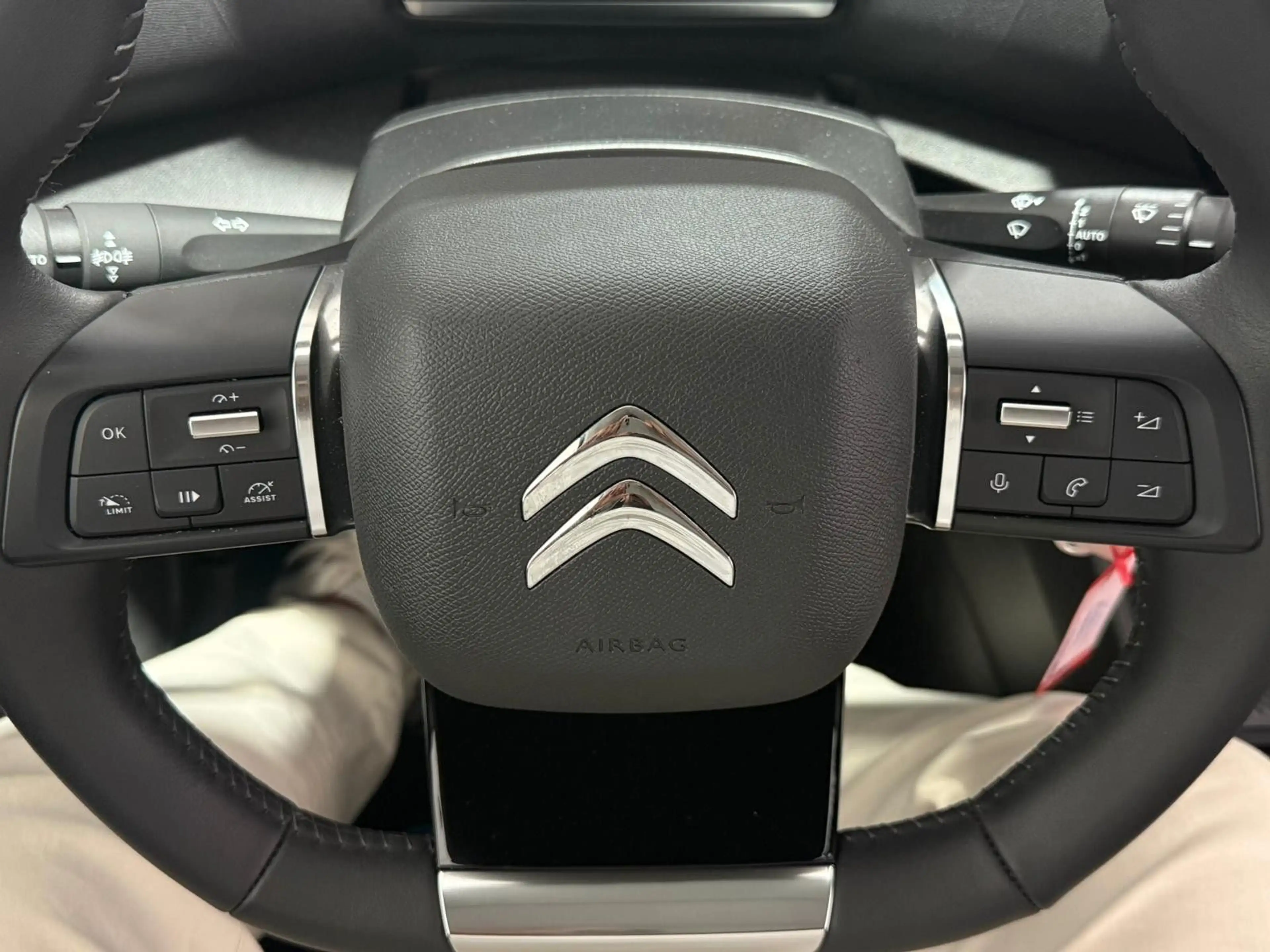 Citroen C4 e-Feel 50kWh|SOH99%|11kW|Kamera|SHZ|Wärmepump — photo 13