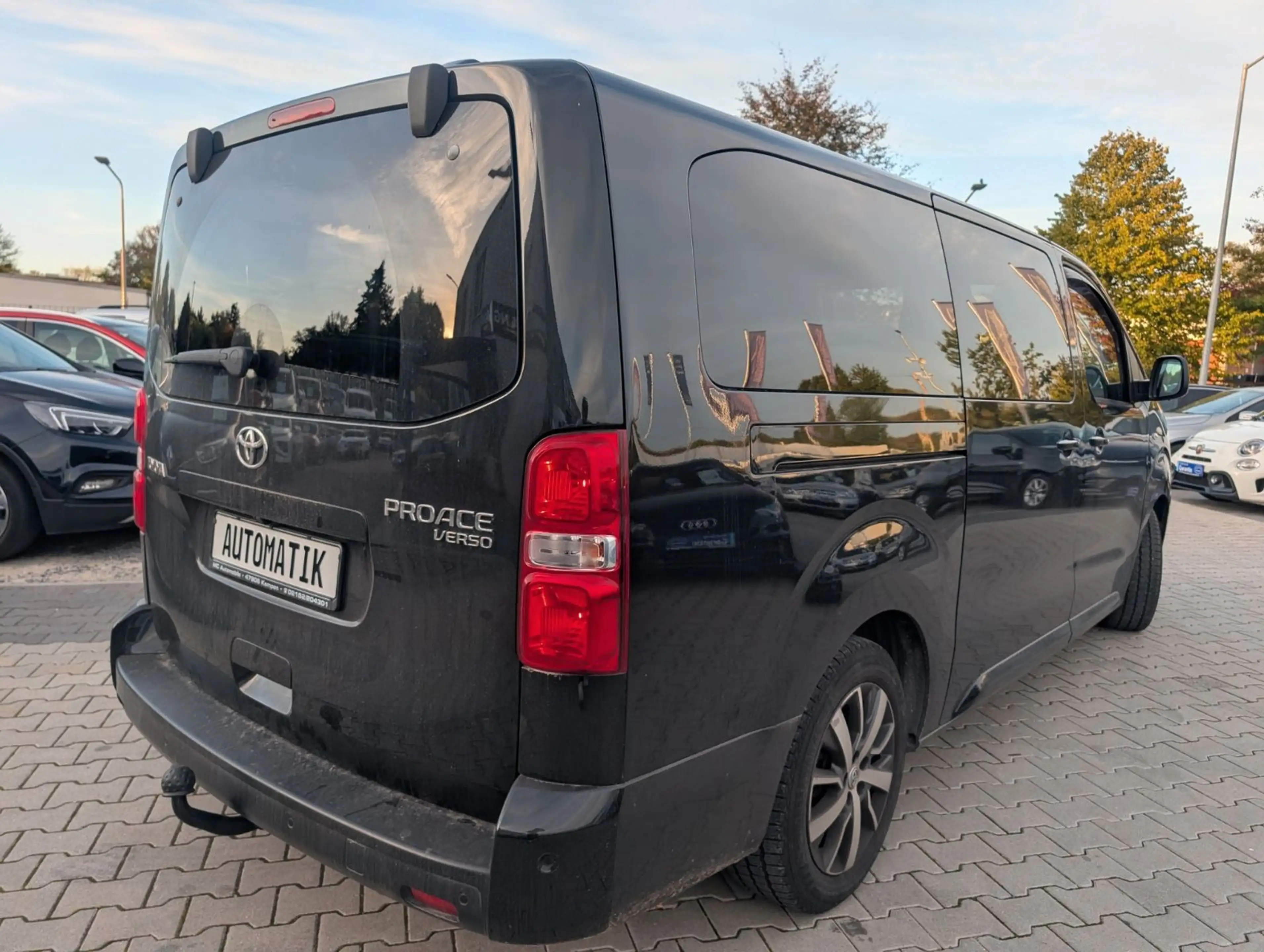 Toyota Proace Verso L2 Shuttle Comfort*8-SITZE*PDC*NAVI — photo 8