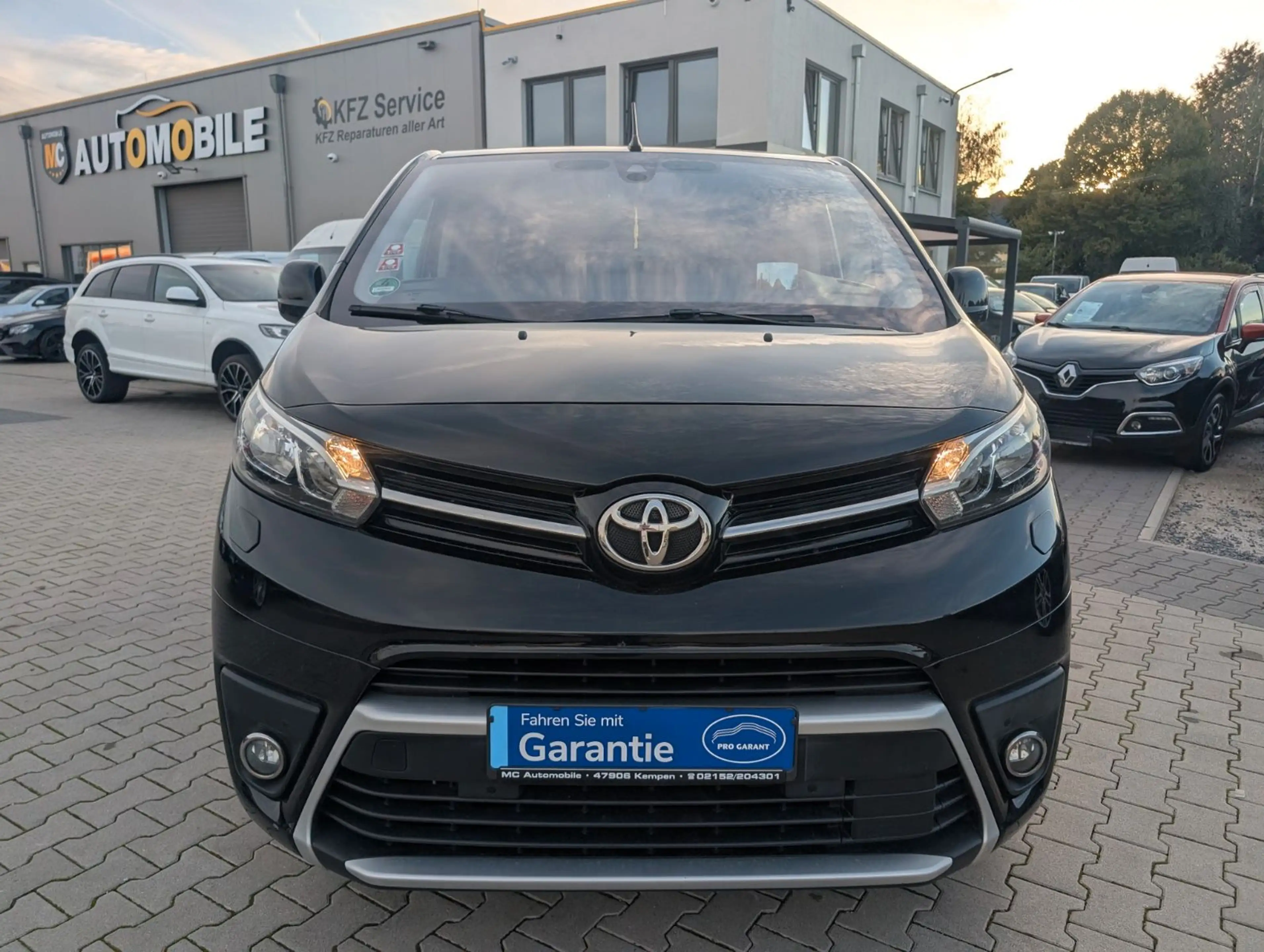 Toyota Proace Verso L2 Shuttle Comfort*8-SITZE*PDC*NAVI — photo 5