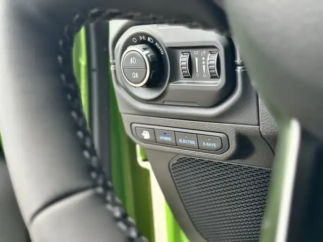 Jeep Wrangler view 15