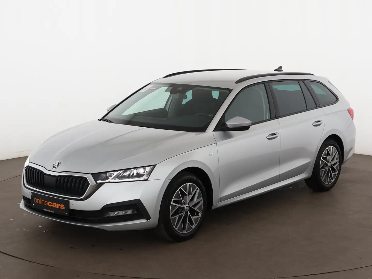 Skoda Octavia Combi 2.0 TDI Ambition Aut MATRIX RADAR Grau - 2