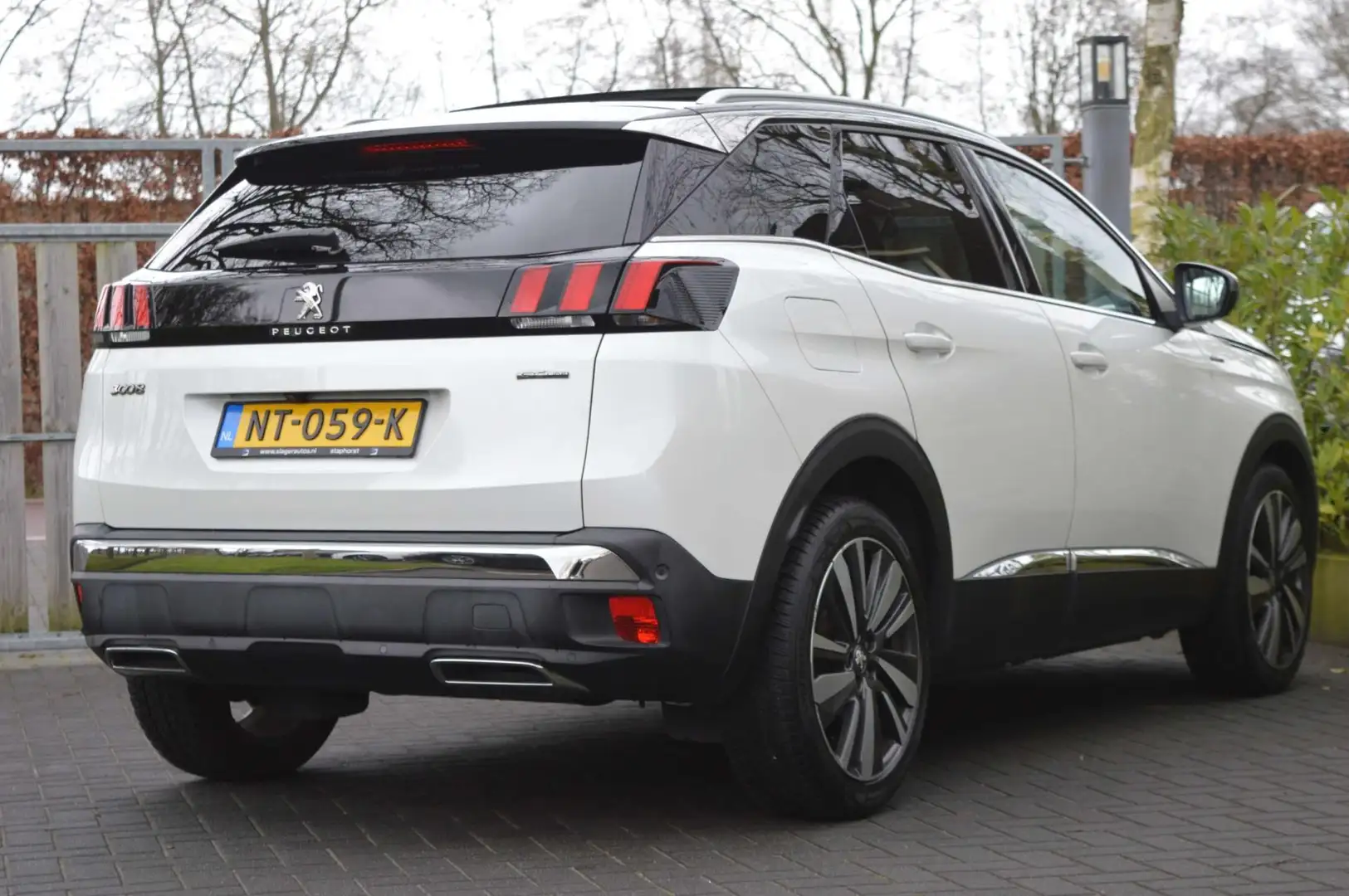 Peugeot 3008 1.6 e-THP GT Line - 165 PK|Pano|360° camera|Xenon| Wit - 2