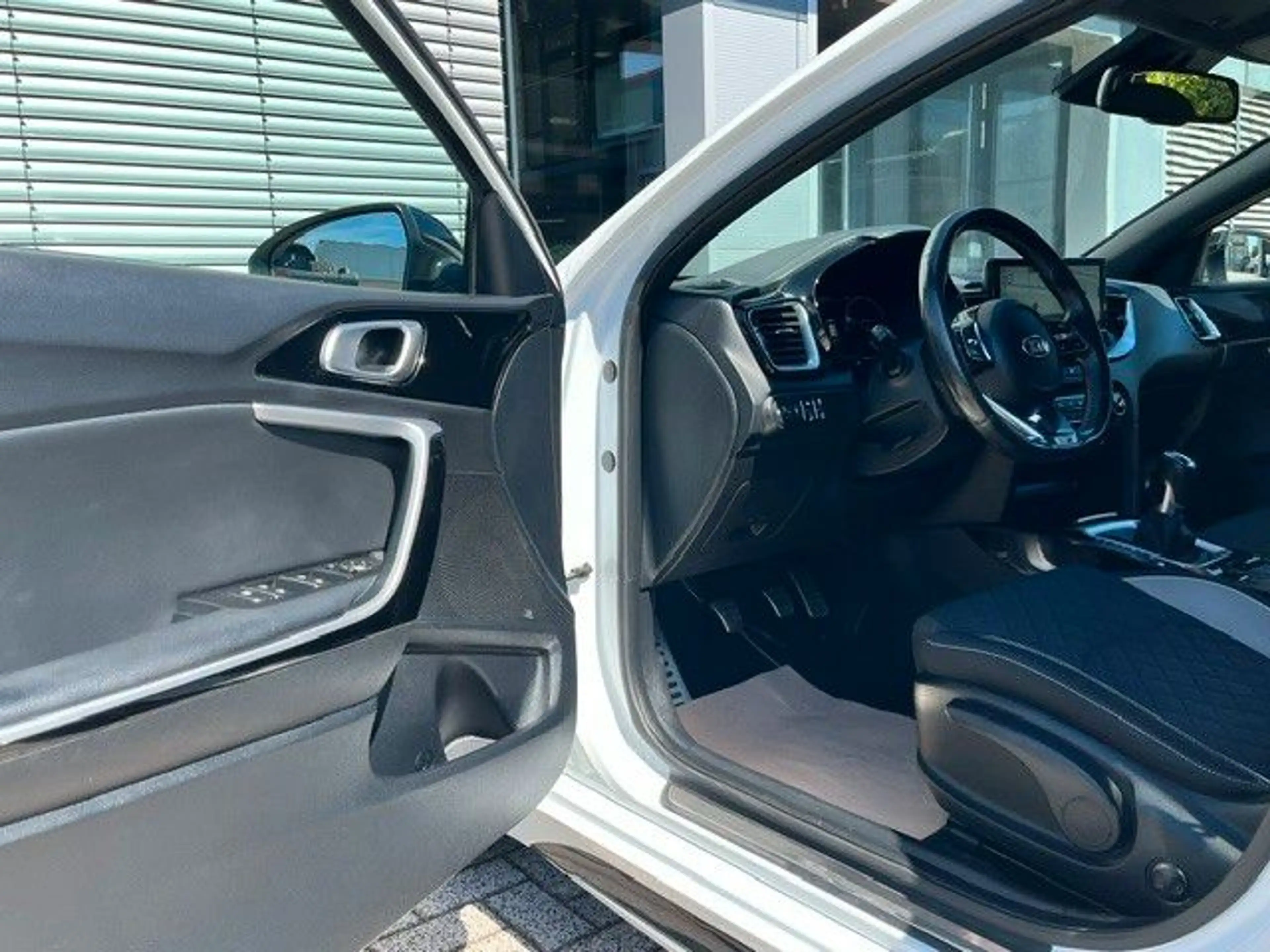 Kia ProCeed / pro_cee'd ProCeed GT-Line — photo 6