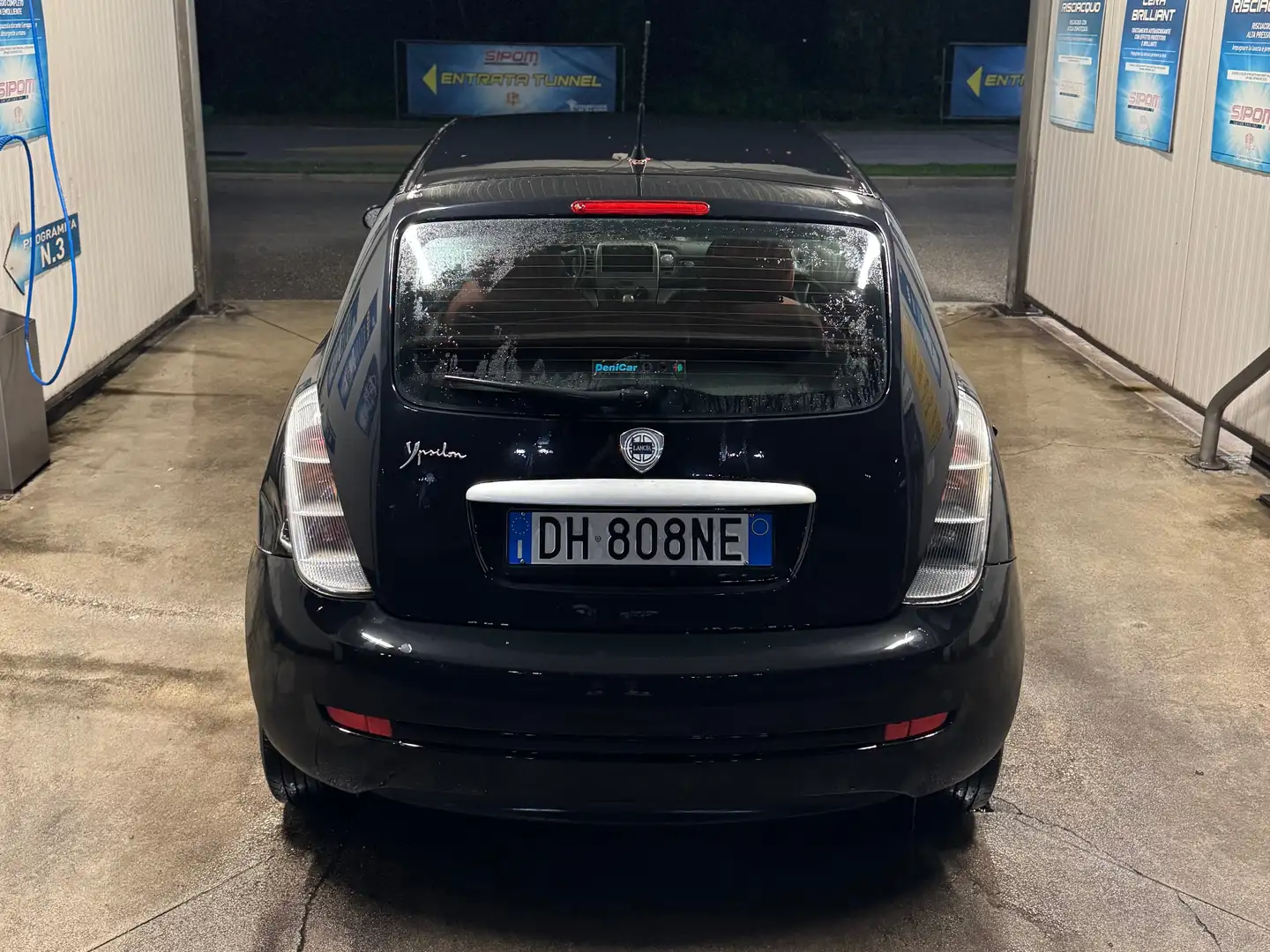 Lancia Ypsilon 1.2 8v Oro - 1