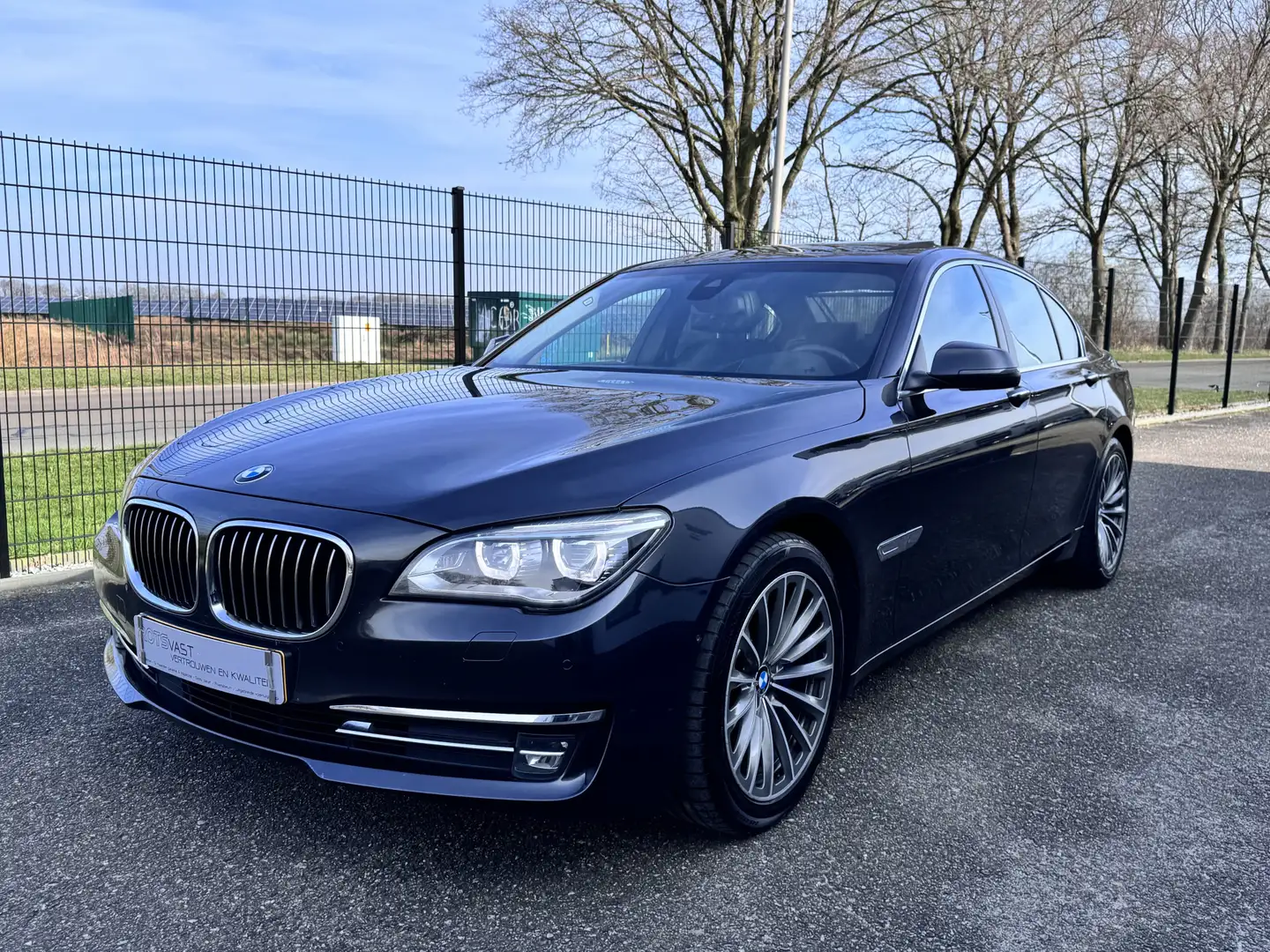 BMW 740 7-serie 740d xDrive High Exe Virtcockpit|Softclos| Grijs - 2