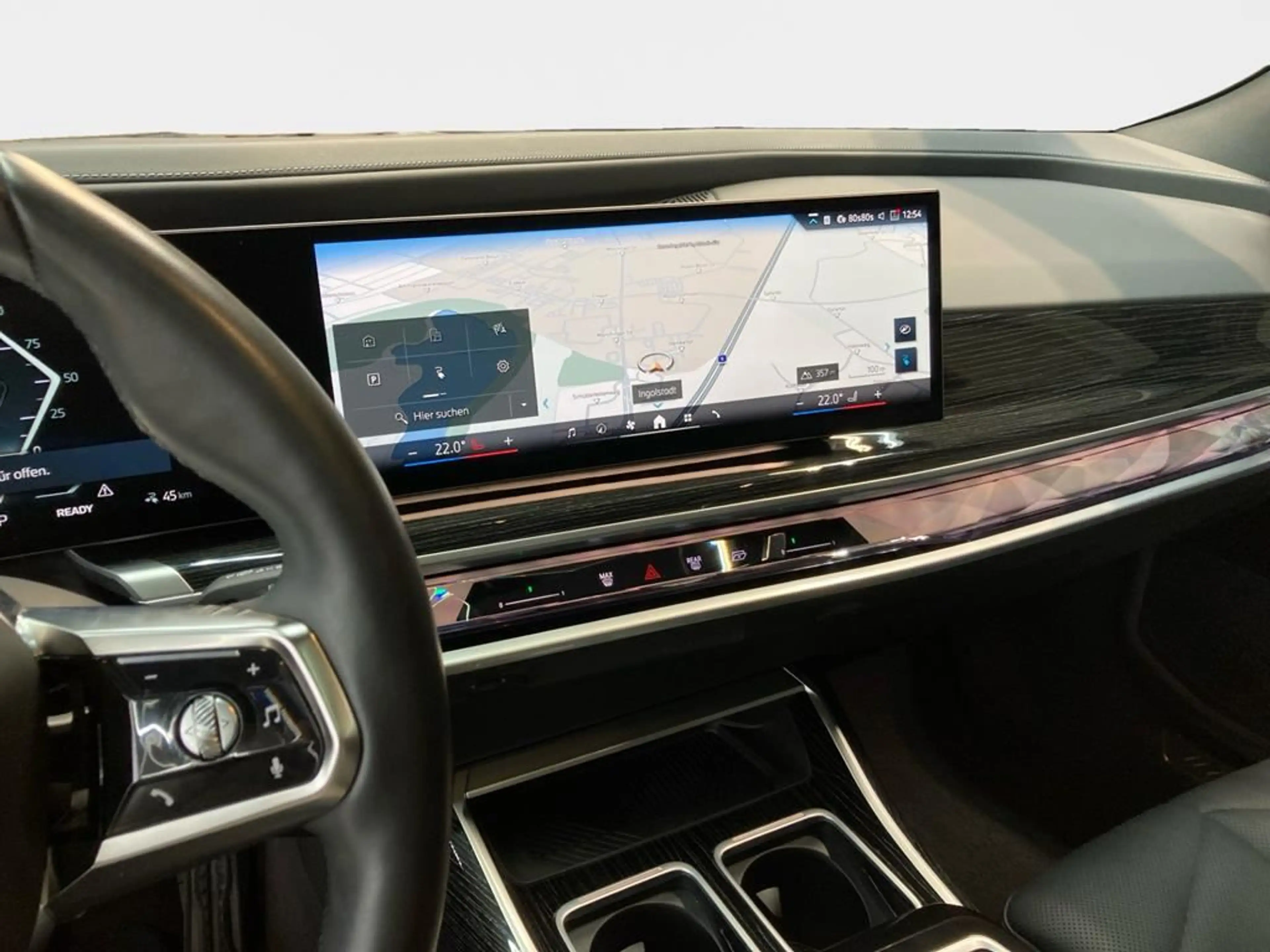 BMW i7 M Sport Pro — photo 12