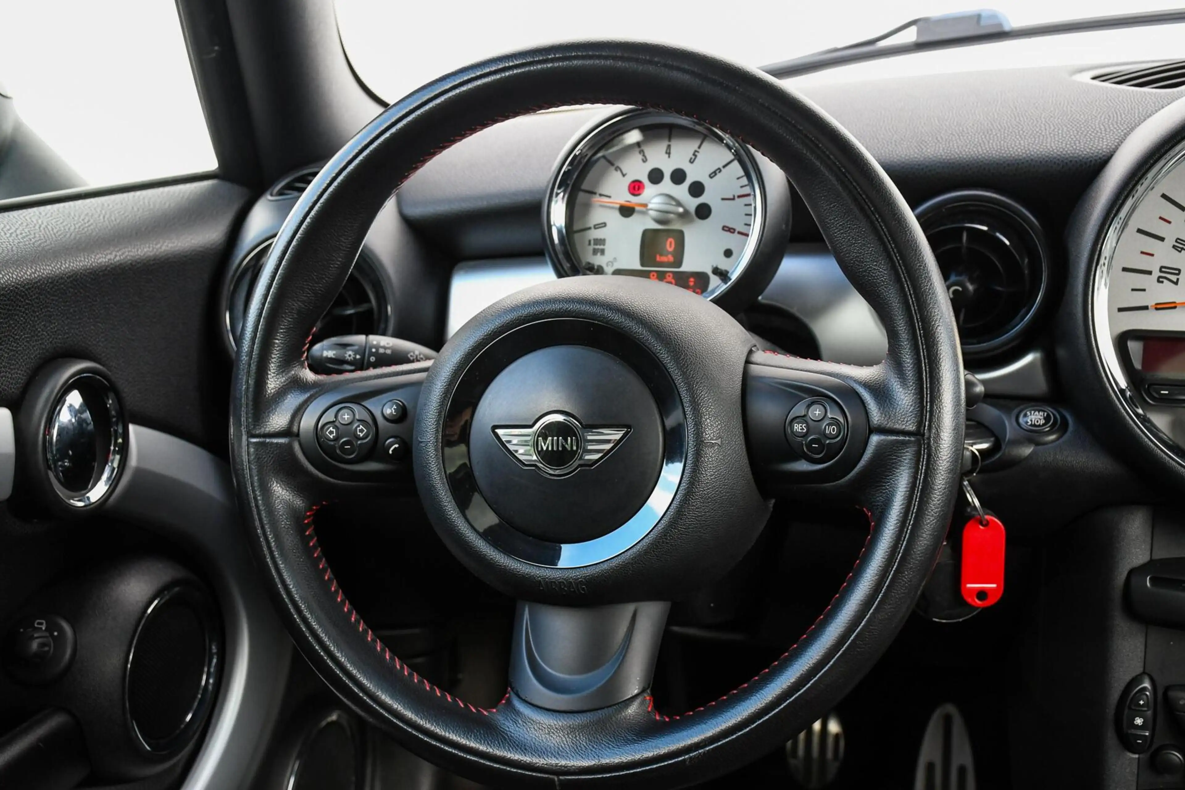 MINI Cooper S 3-Deurs 1.6 10 Years II Panoramadak Leer Xenon — photo 8