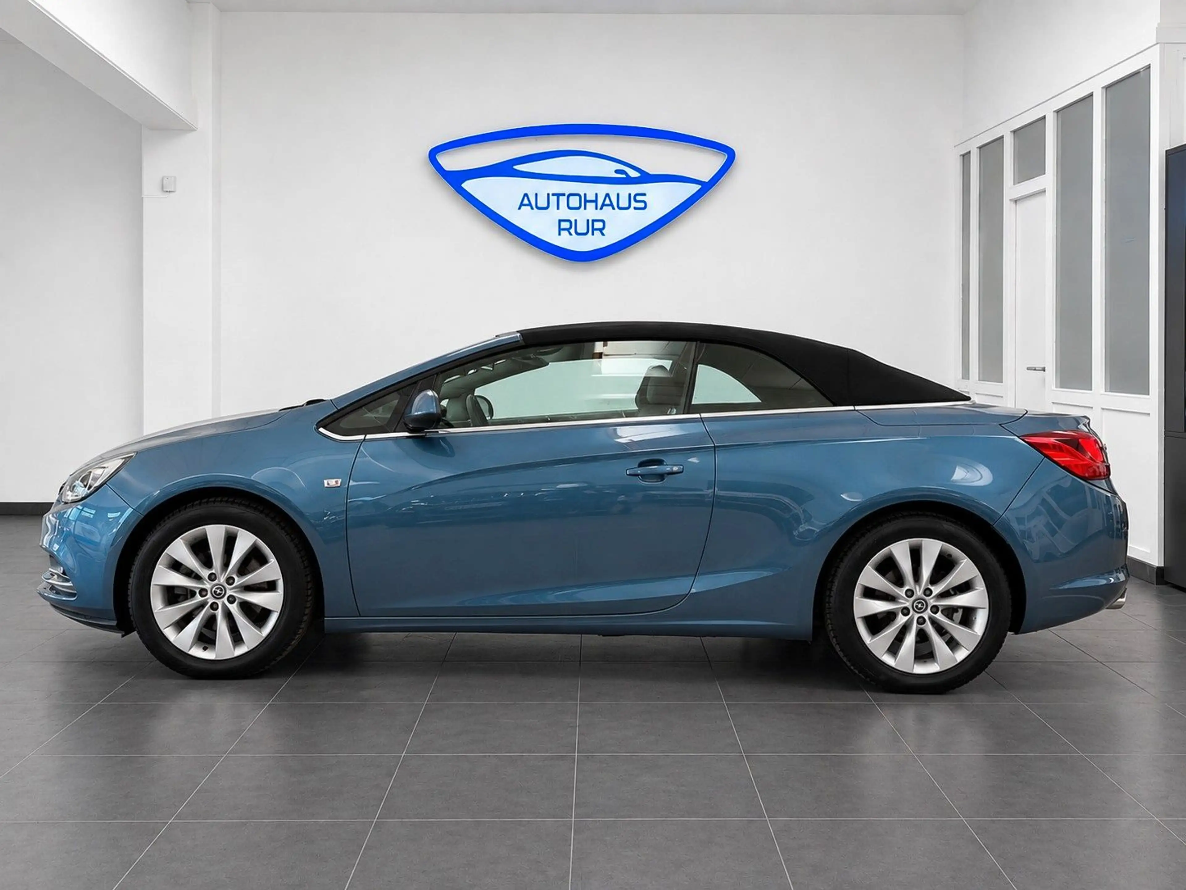 Opel Cascada 1.4 Turbo 103kW ecoFLEX INNOVATION — photo 10
