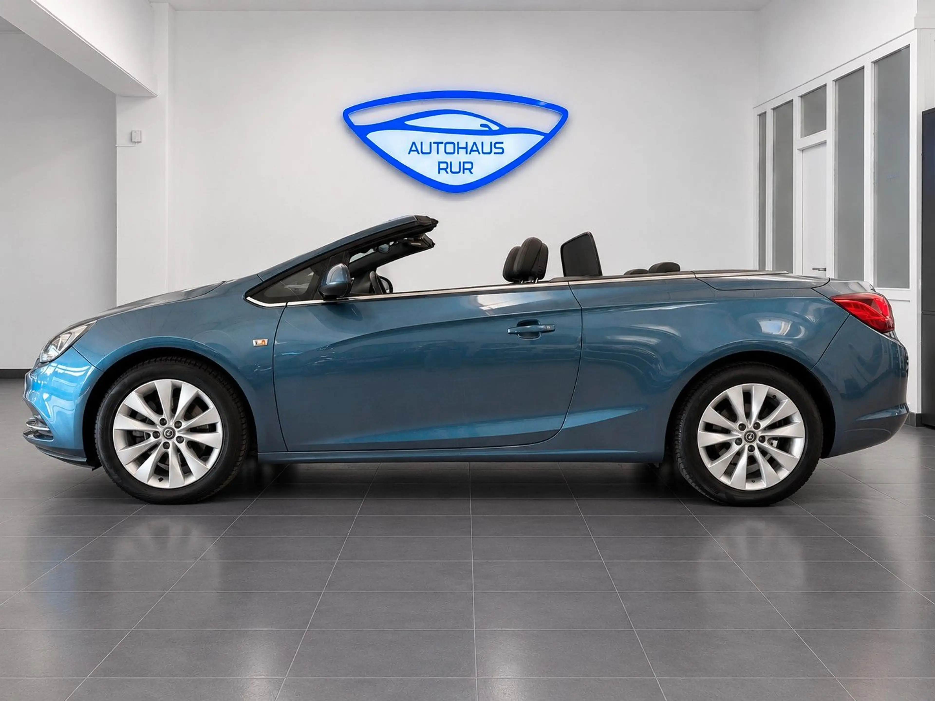 Opel Cascada 1.4 Turbo 103kW ecoFLEX INNOVATION — photo 2