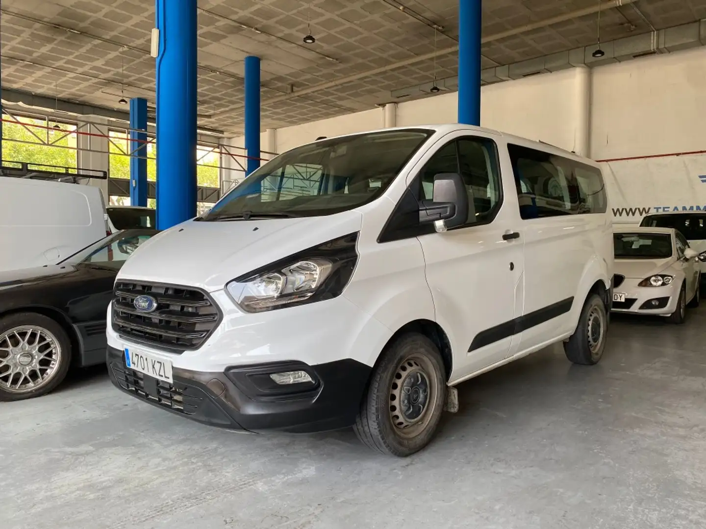 Ford Transit Custom FT 320 L1 Kombi Ambiente EcoBlue 10 - 2