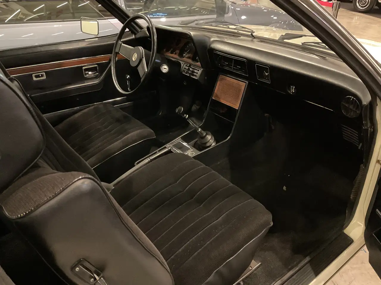 Opel Commodore 2800 GS/E Coupe’, foto 7