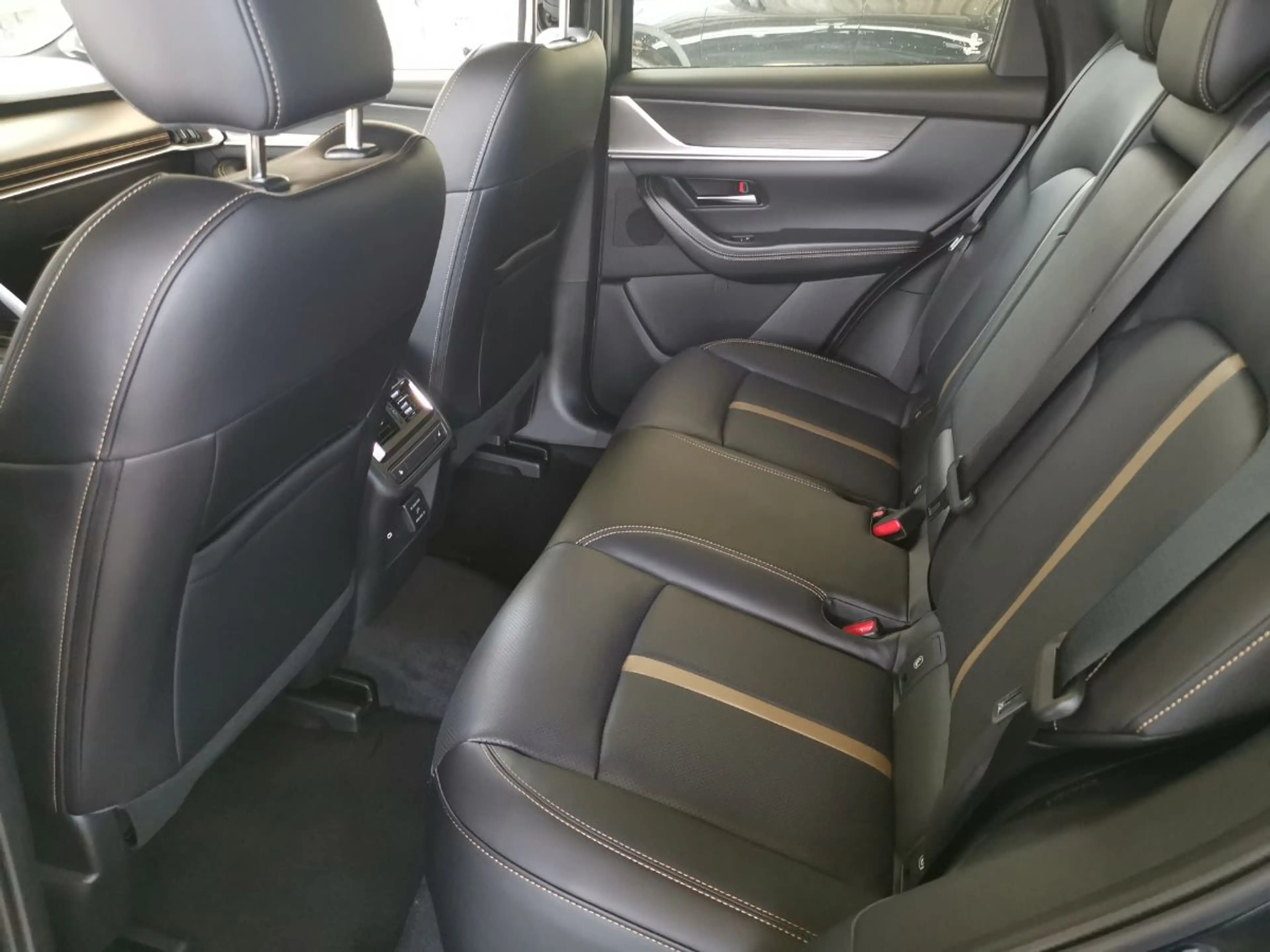 Mazda CX-60 3.3L e-SKYACTIV D 254ps — photo 8