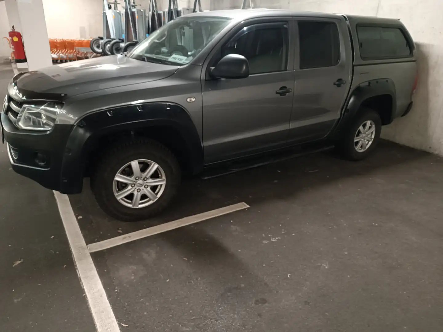 Volkswagen Amarok Startlinie 2Lt 4Motion Allrad zuschaltbar Grau - 2