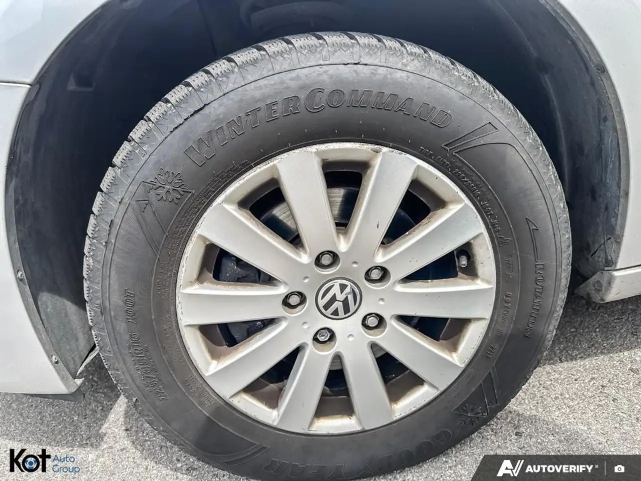 Volkswagen Routan снимка Volkswagen Routan