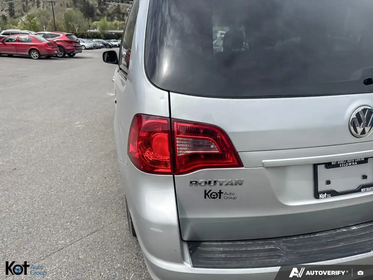 Volkswagen Routan снимка Volkswagen Routan