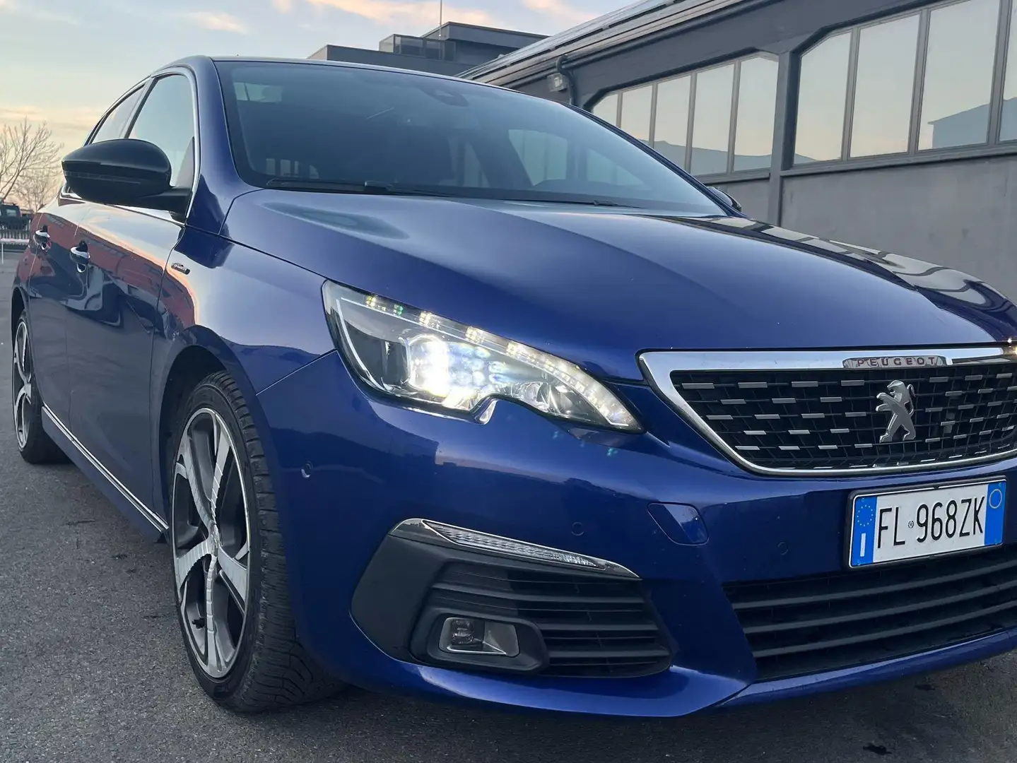 Peugeot 308 308 II 2013 5p 2.0 bluehdi 16v Gt Line s Blu/Azzurro - 2