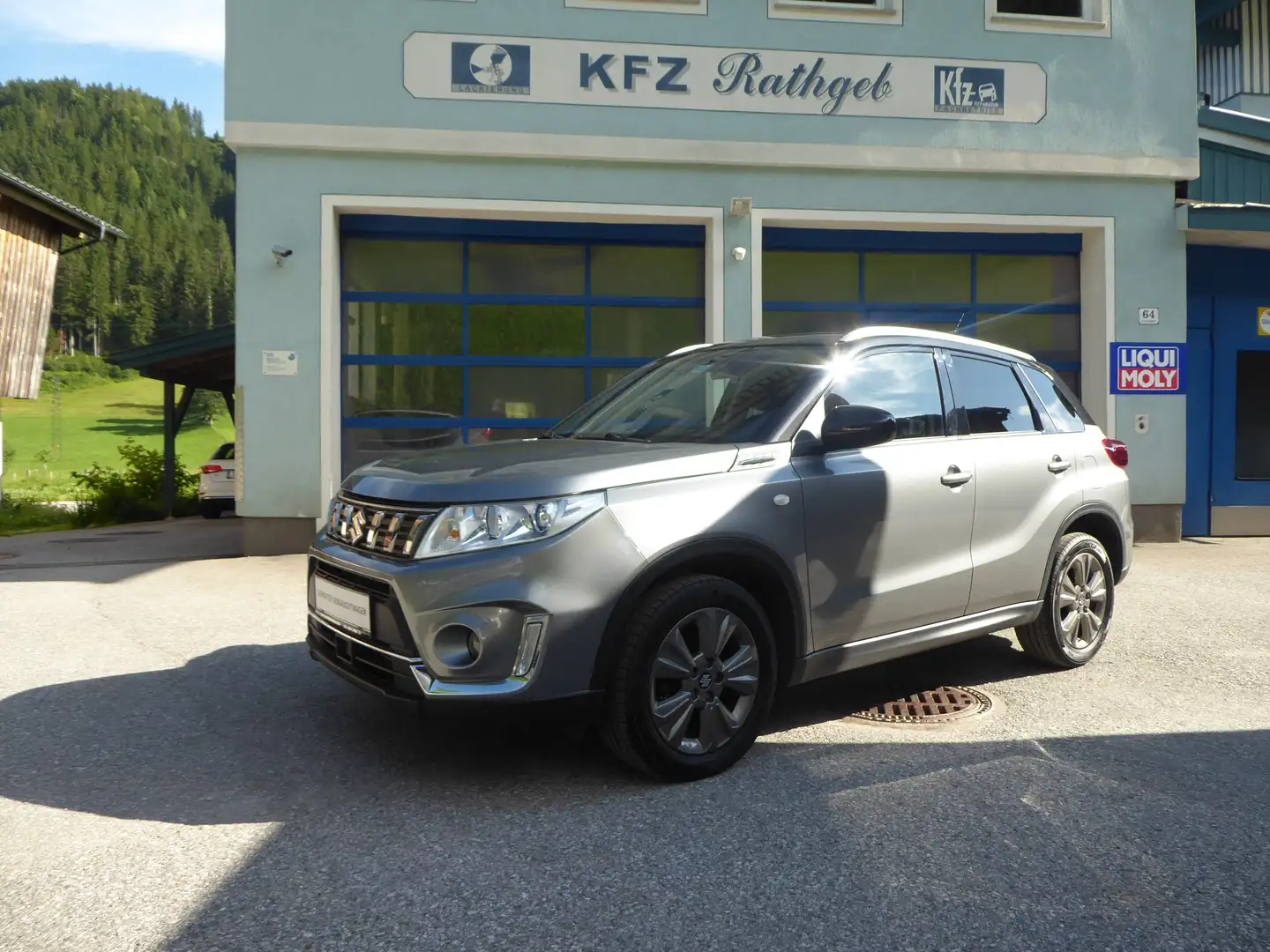 Suzuki Vitara 1,0 DITC ALLGRIP shine Grau - 2