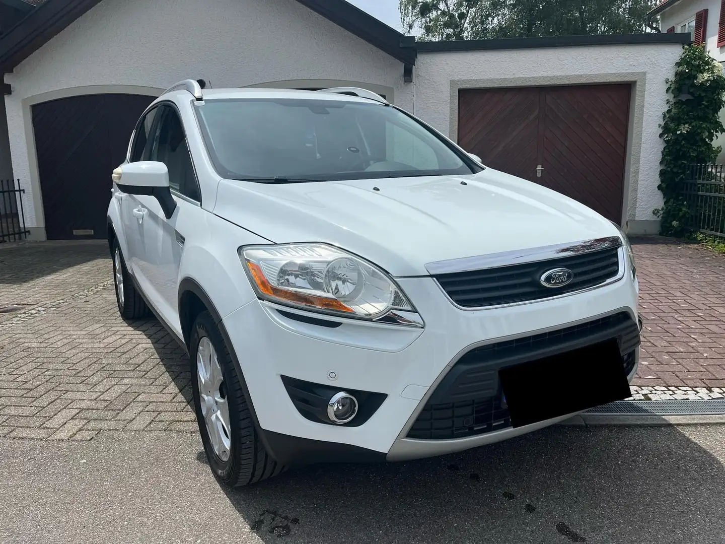 Ford Kuga Kuga 2.0 TDCi 4x4 Trend AHK-PDC-SHZ-Kelyess-TÜV Bílá - 2
