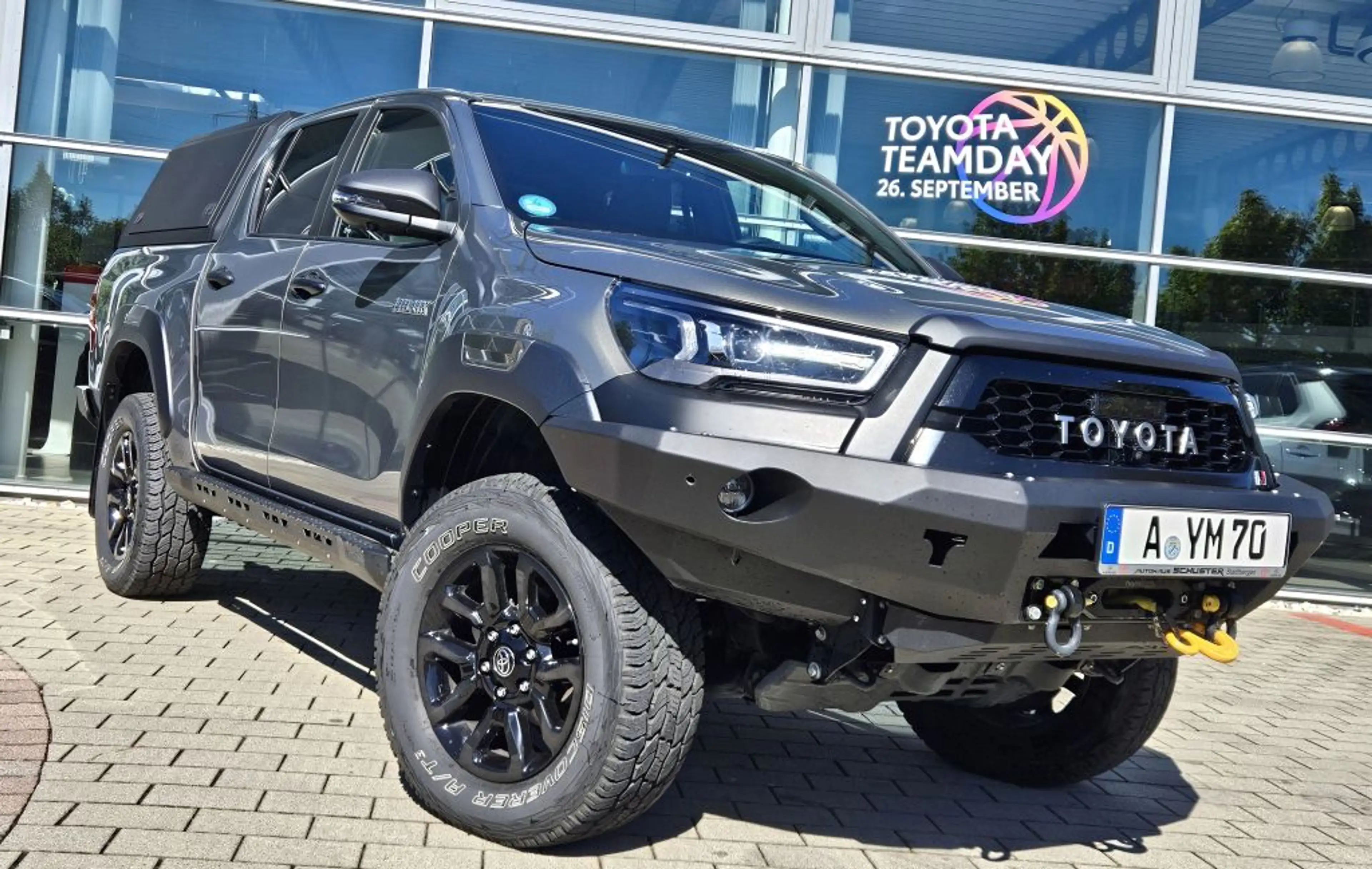 Toyota Hilux 4x4 Double Cab MHEV Autm. Invincible — photo 2