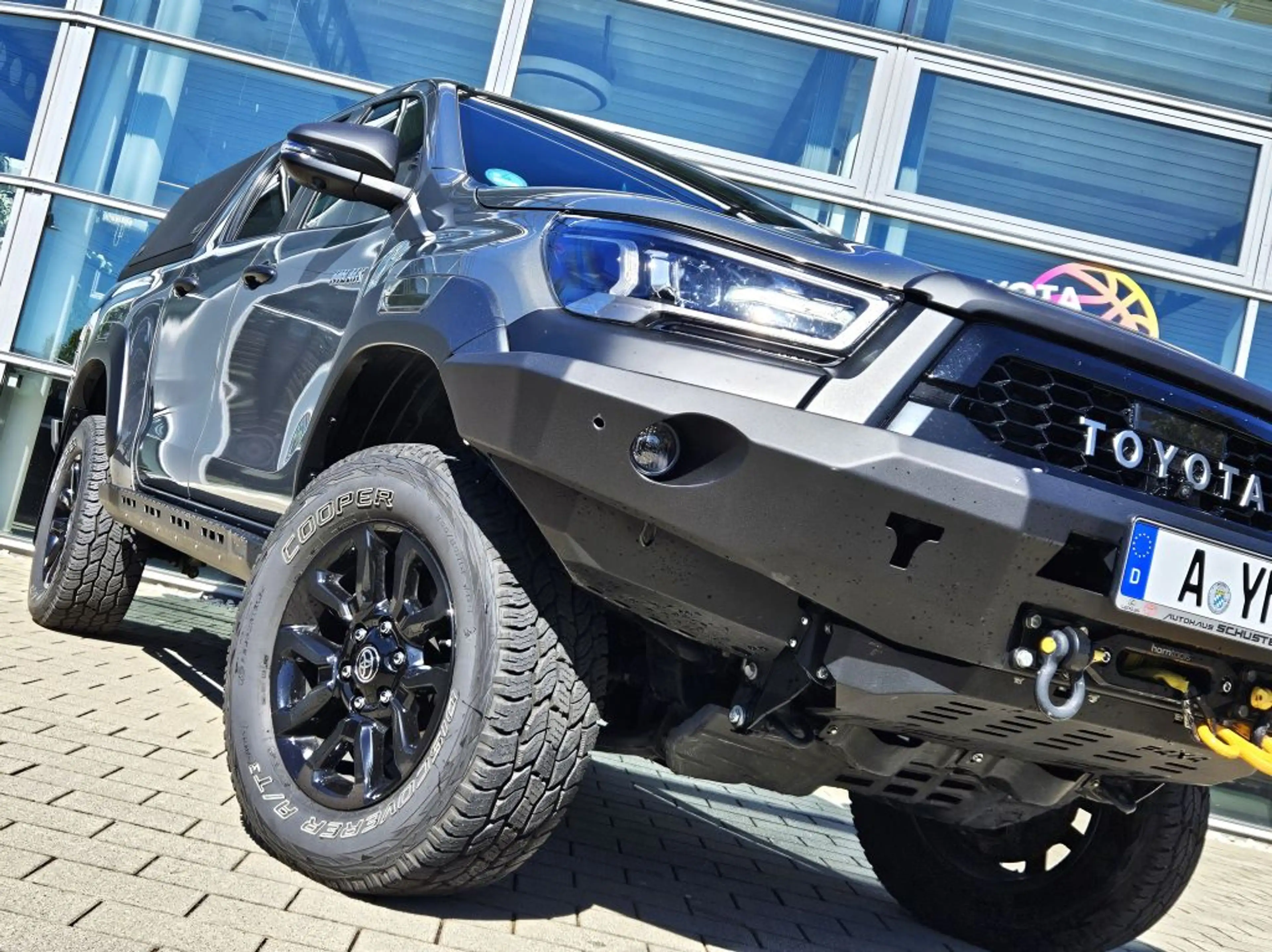Toyota Hilux 4x4 Double Cab MHEV Autm. Invincible — photo 3