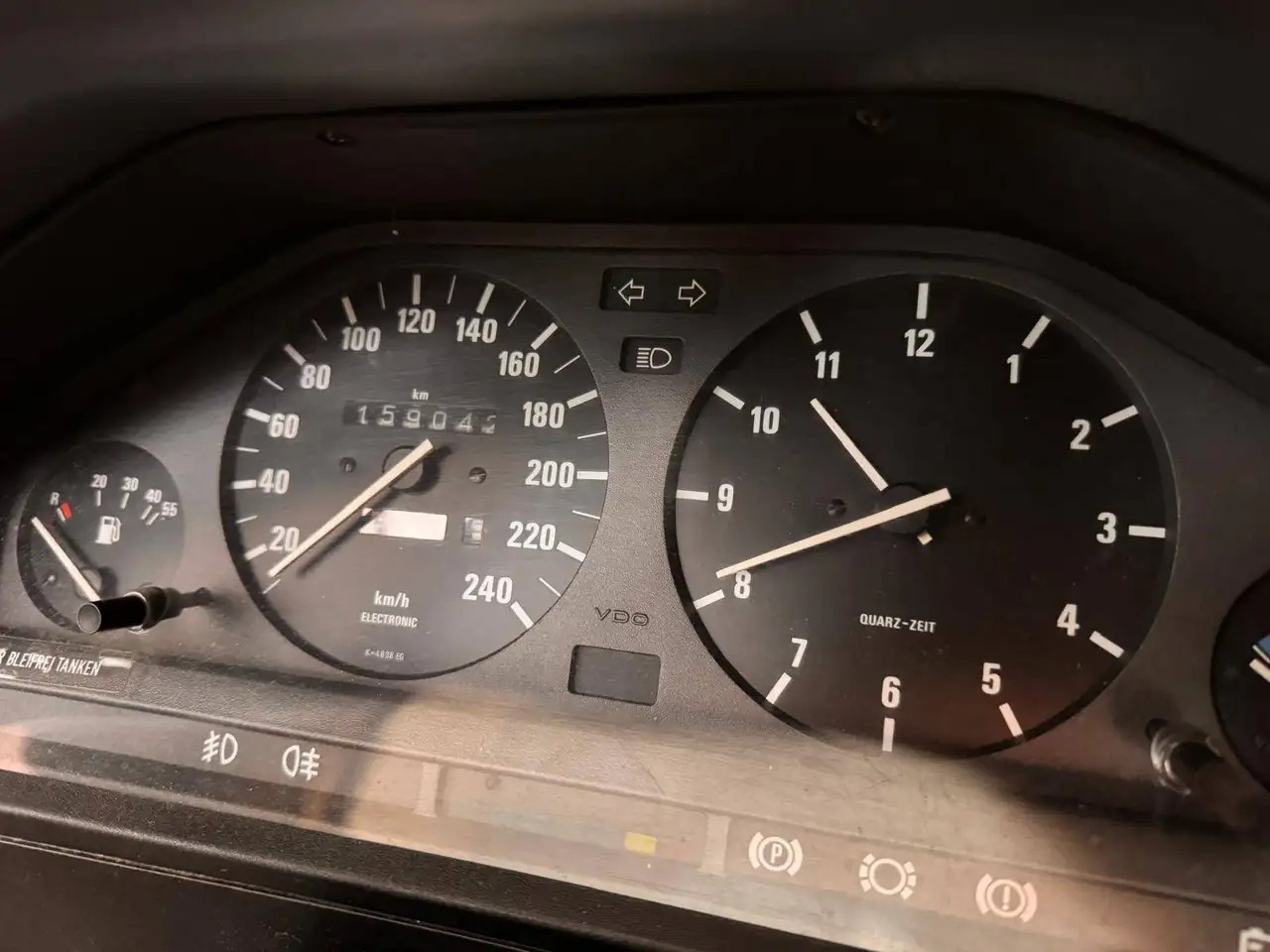 BMW 318i 4p, foto 2