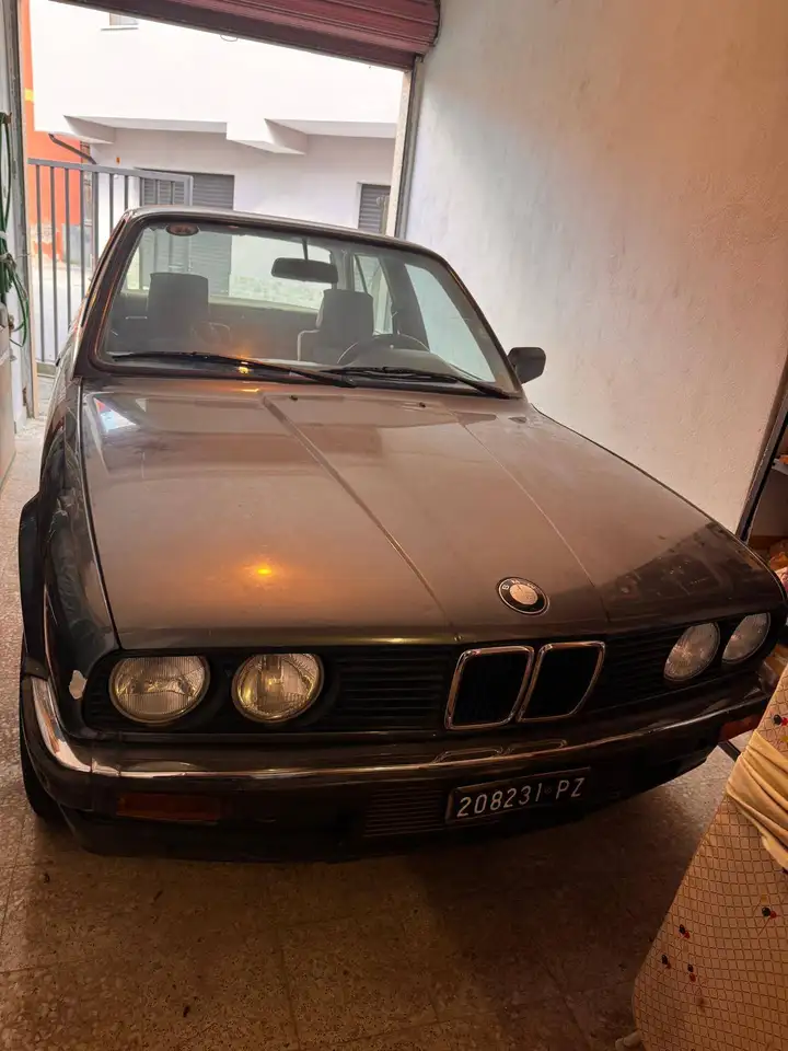 BMW 318i 4p, foto 5