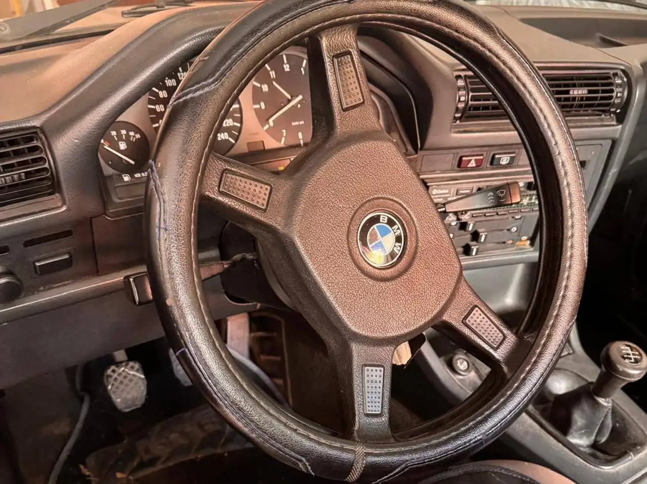 BMW 318i 4p, foto 8