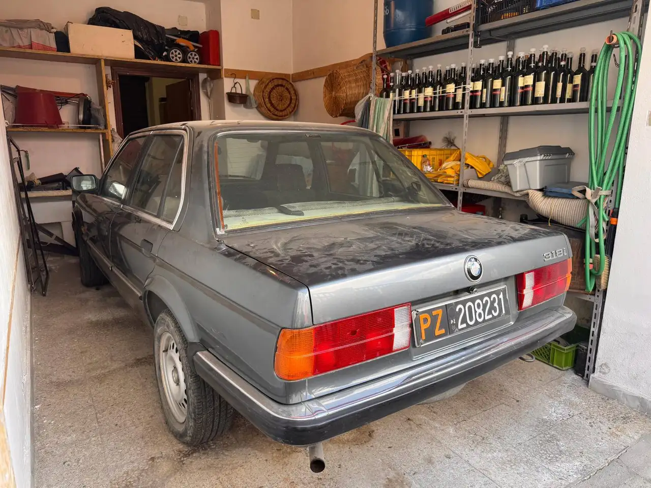 BMW 318i 4p, foto 10