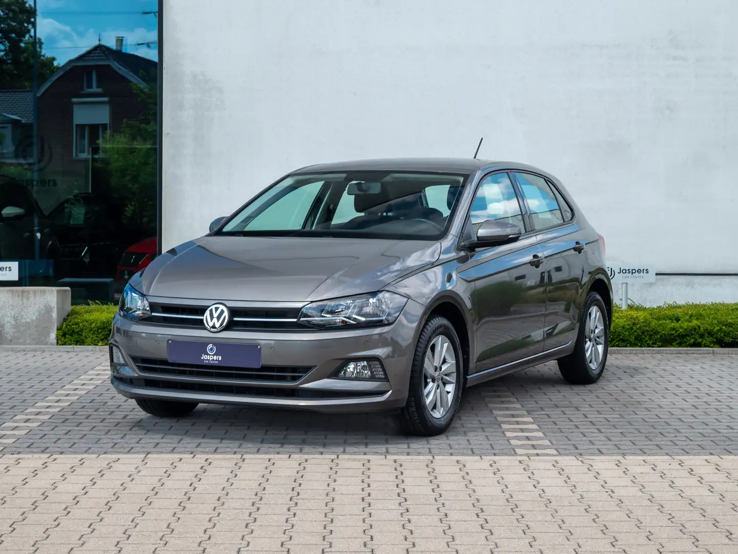 Volkswagen Polo 1.0 TSI Comfortline met 95 PK Grigio - 1