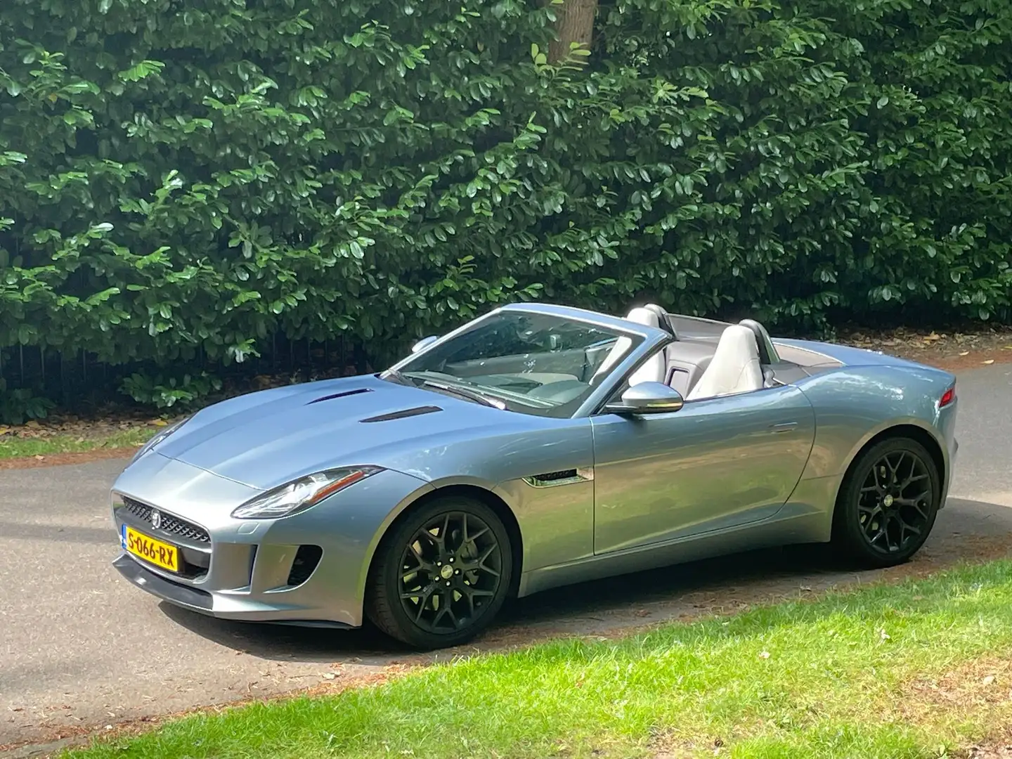 Jaguar F-Type F-Type Convertible Albastru - 1