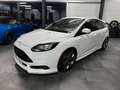 Ford Focus Lim. ST Weiß - thumbnail 3