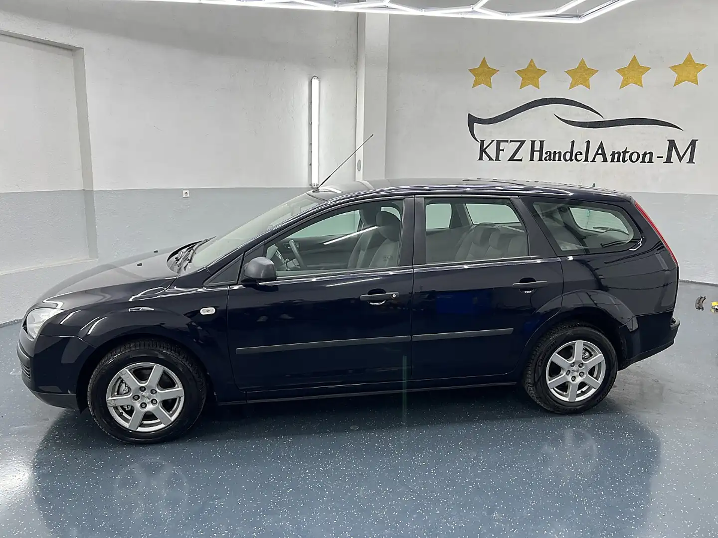 Ford Focus Traveller Trend 1,6 TDCi  * AUTOMATIK * SOFORT ... Blau - 2