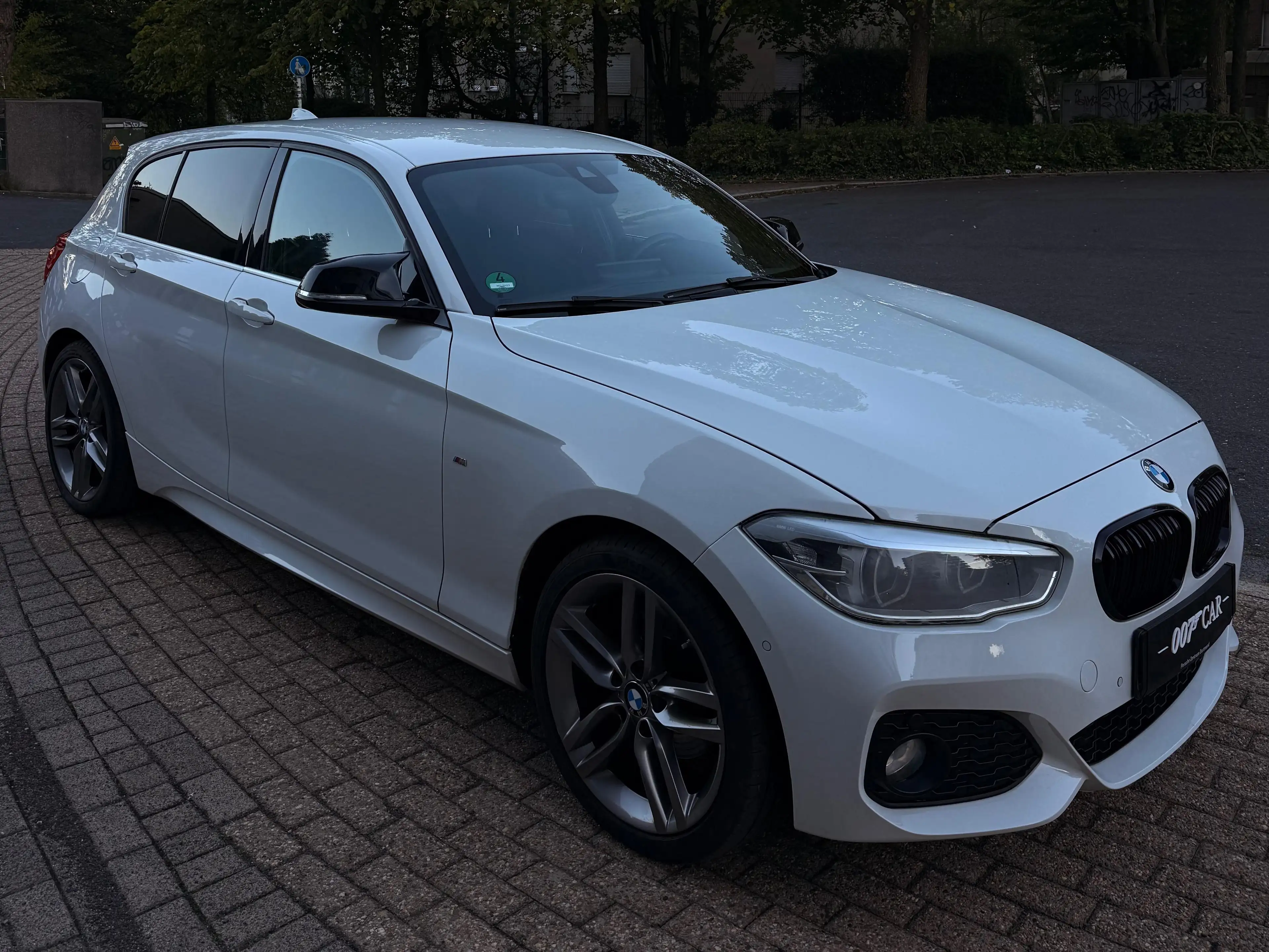 BMW 120 120 d M Sport — photo 2