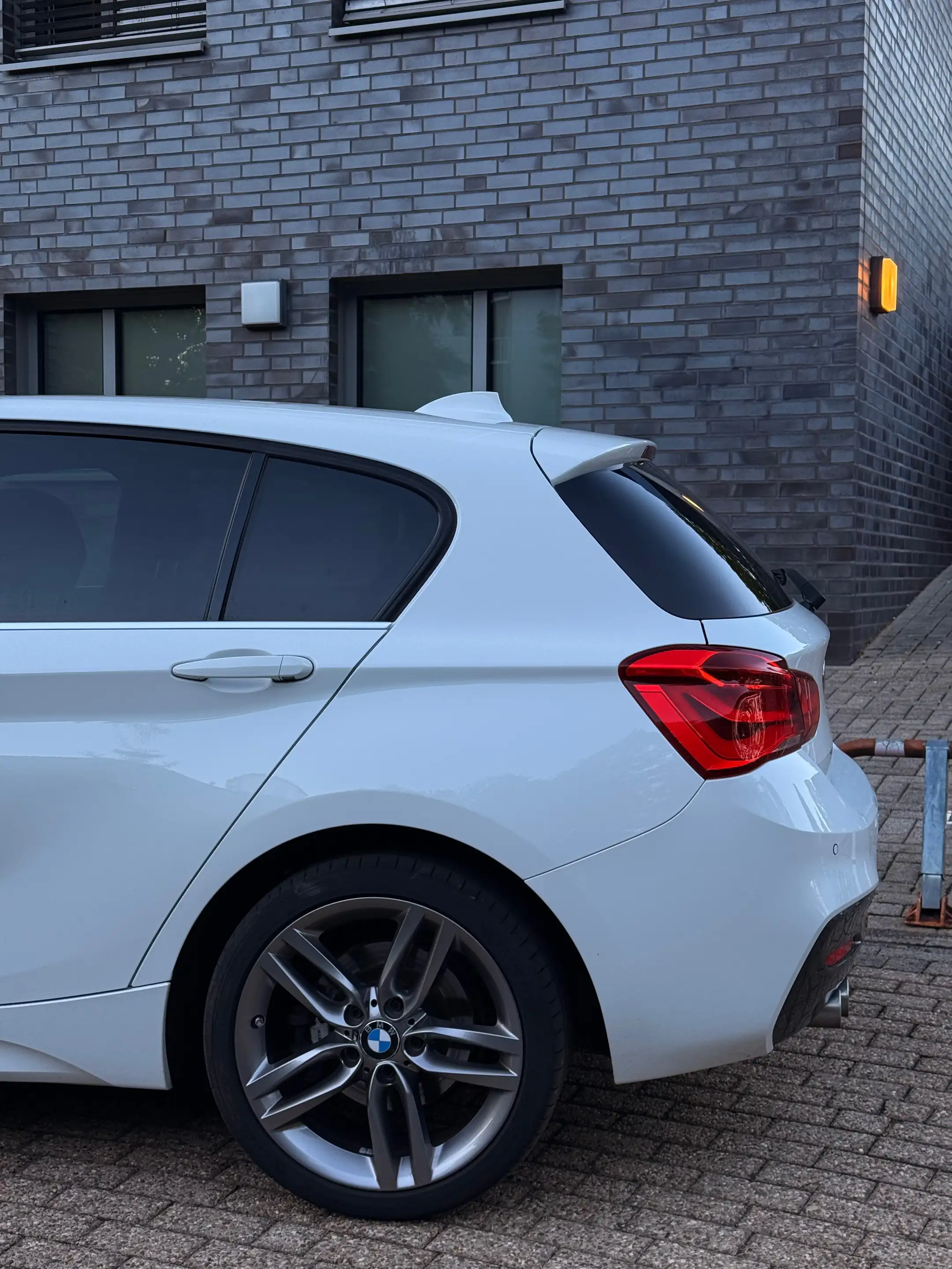 BMW 120 120 d M Sport — photo 6