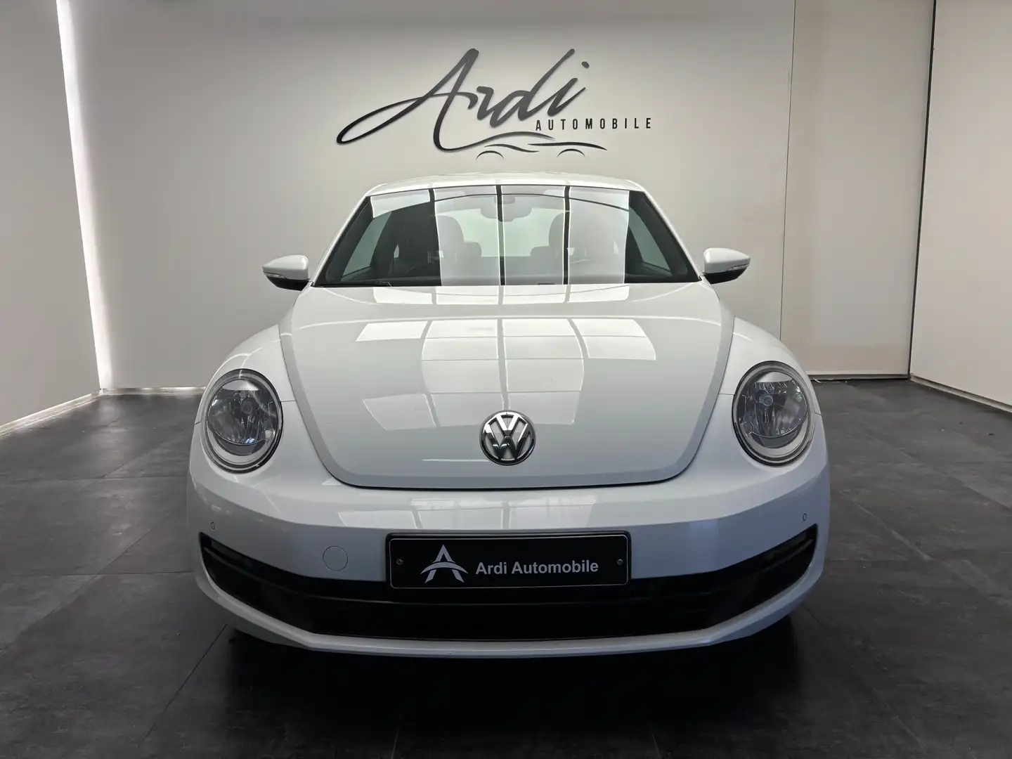 Volkswagen Beetle 1.6 TDi *CAPTEUR*BLUETOOTH*1ER PROPRIO*GARANTIE* Blanc - 2