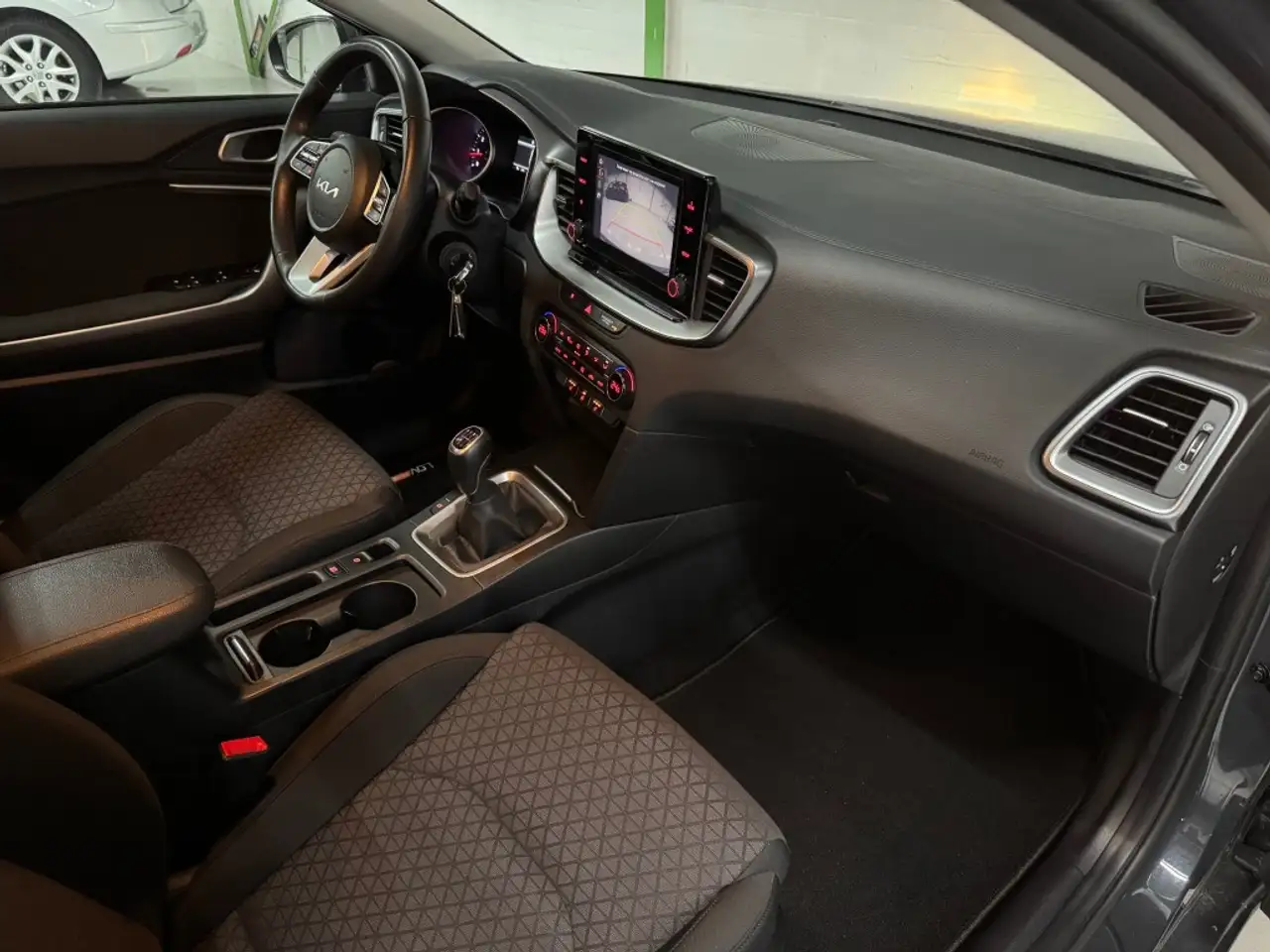 Kia Ceed Sportswagon 1.5 T-GDI Vision Sportswagon / 26429 k, миниатюра 12