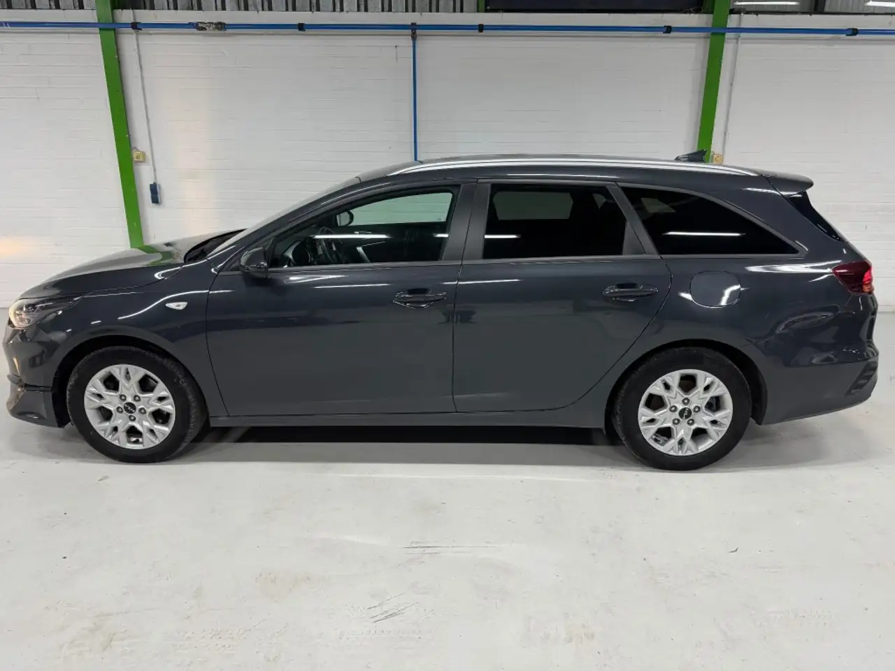 Kia Ceed Sportswagon 1.5 T-GDI Vision Sportswagon / 26429 k, миниатюра 3