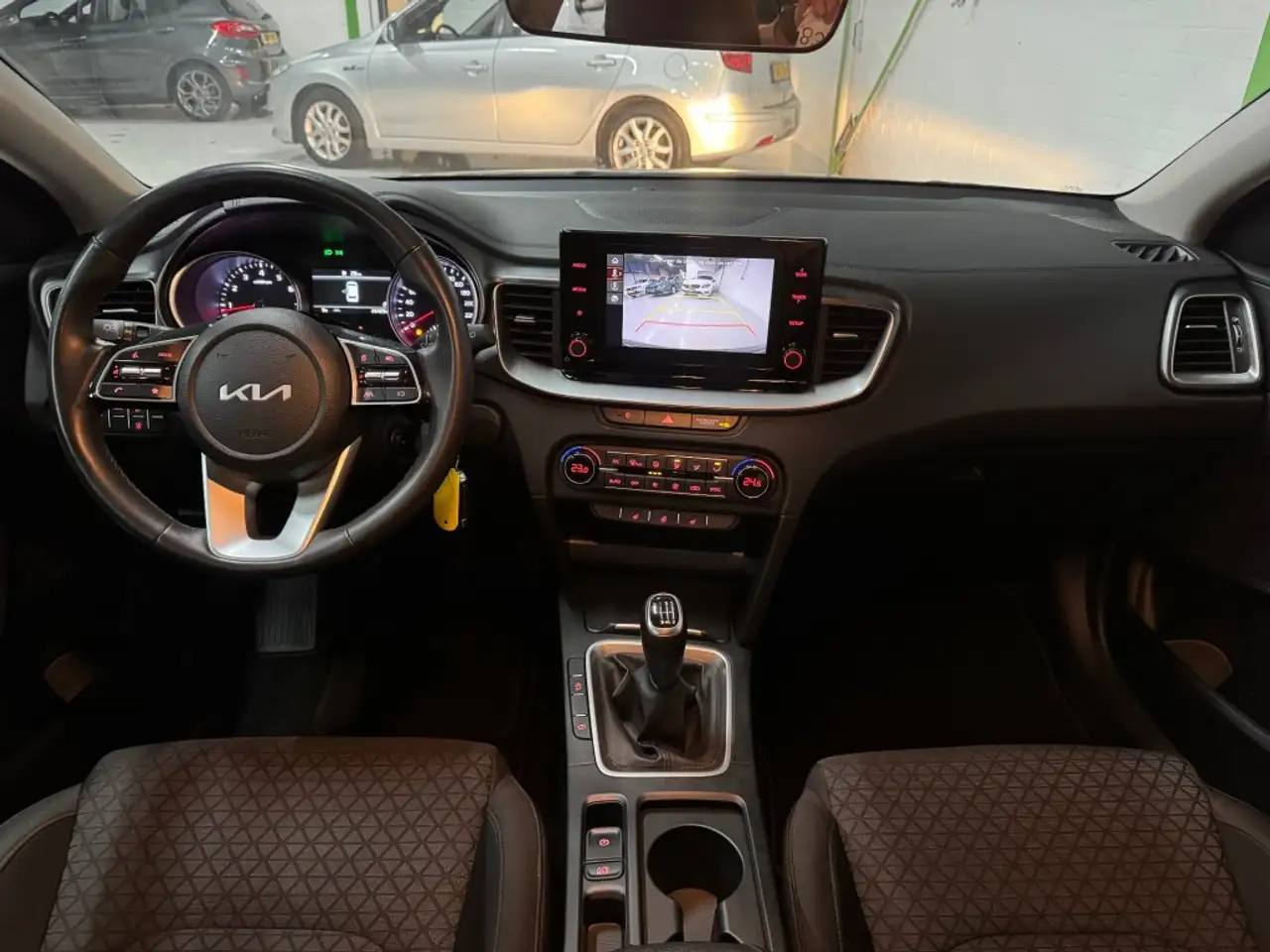 Kia Ceed Sportswagon 1.5 T-GDI Vision Sportswagon / 26429 k, миниатюра 14
